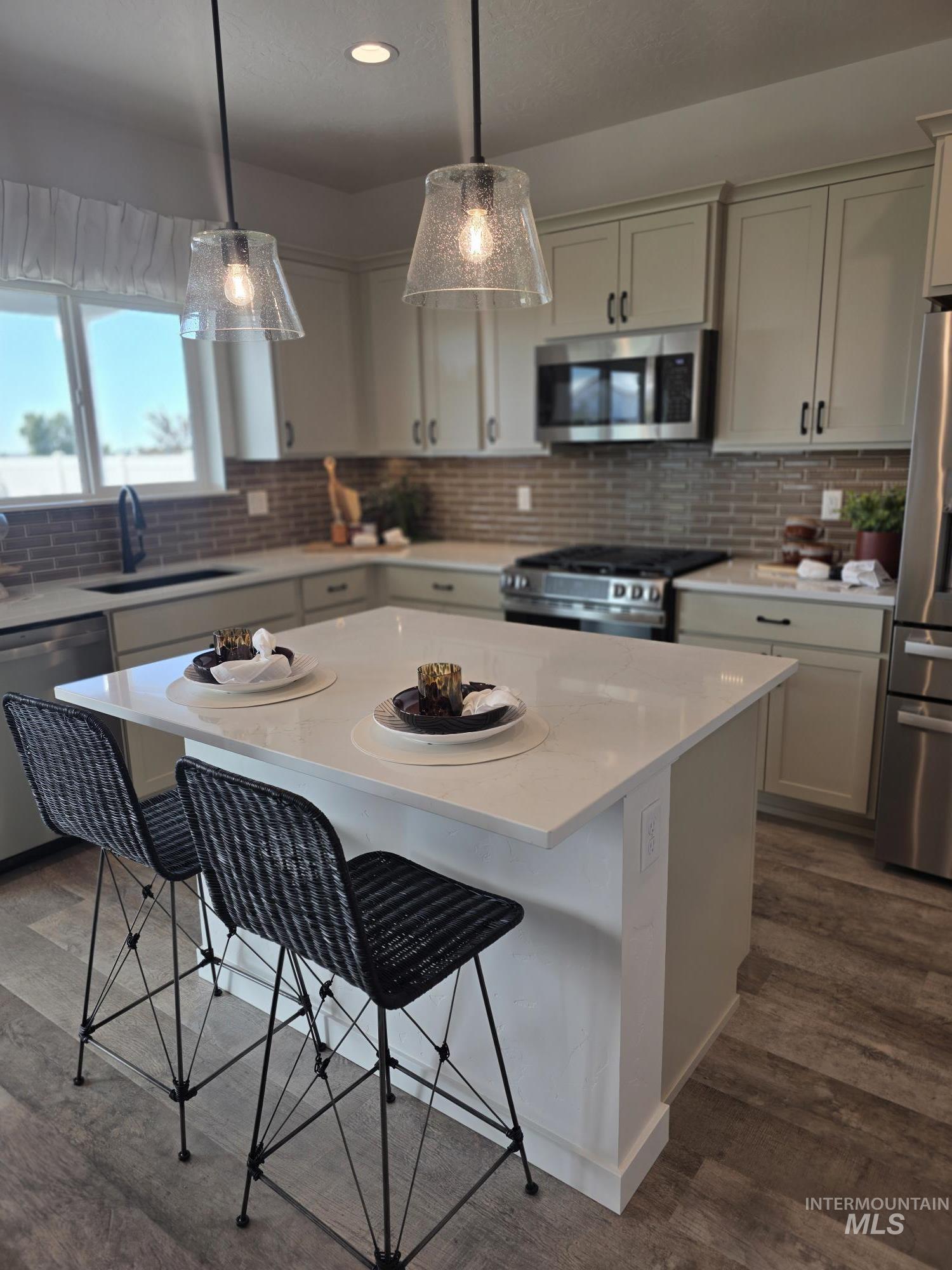 9496 S Stonefly Ave., Kuna, Idaho 83634, 3 Bedrooms, 2.5 Bathrooms, Residential For Sale, Price $391,990,MLS 99000134