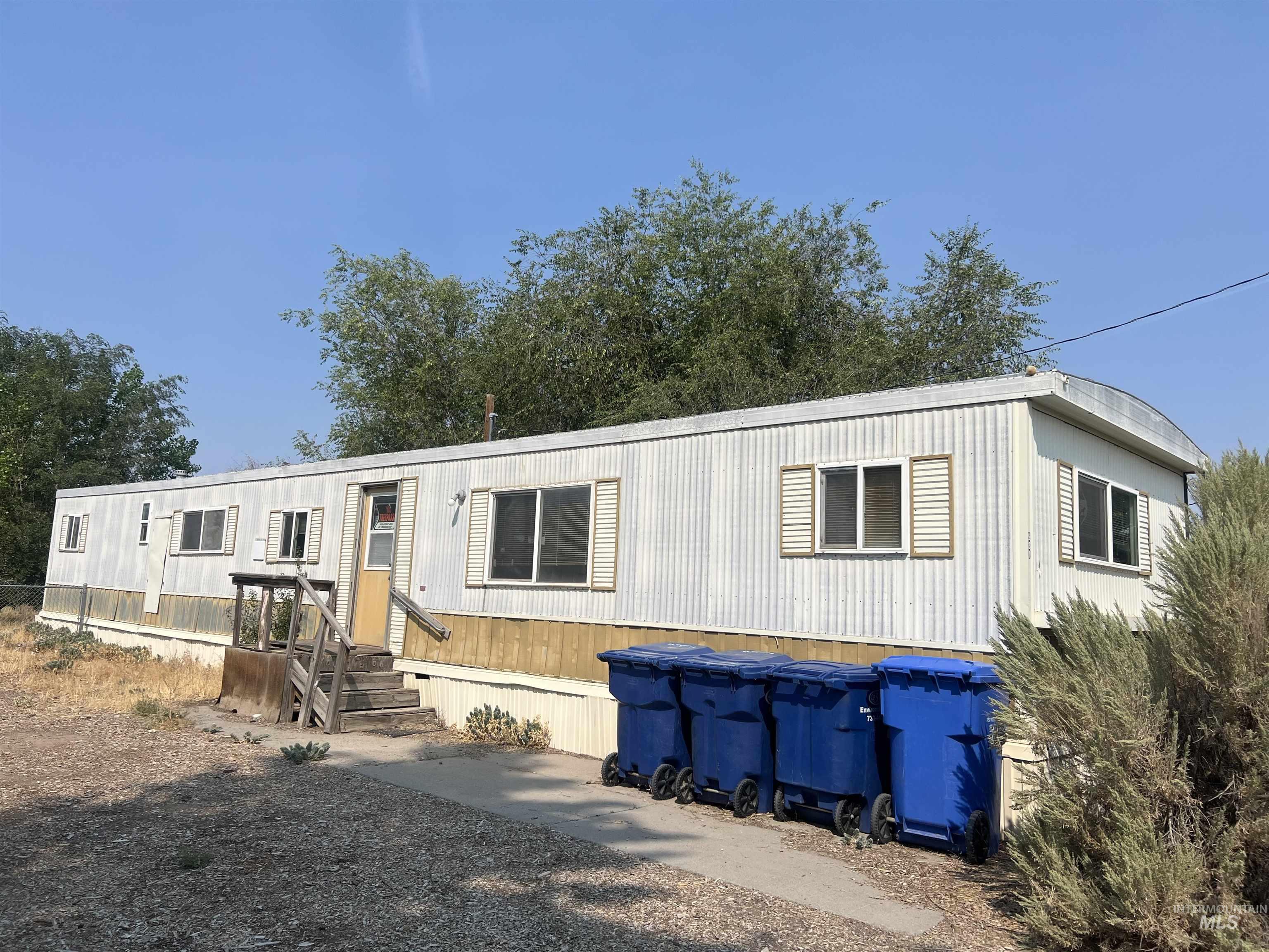 919 & 921 S. Fir, Jerome, Idaho 83338, 2 Bedrooms, 2 Bathrooms, Residential For Sale, Price $349,900, 99000135