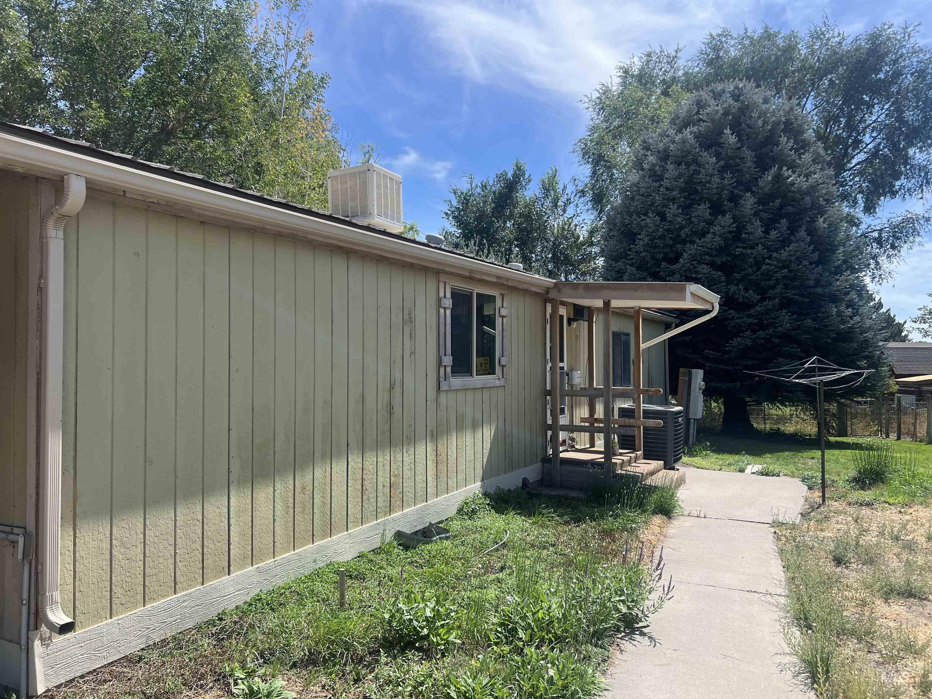 919 & 921 S. Fir, Jerome, Idaho 83338, 2 Bedrooms, 2 Bathrooms, Residential For Sale, Price $349,900, 99000135