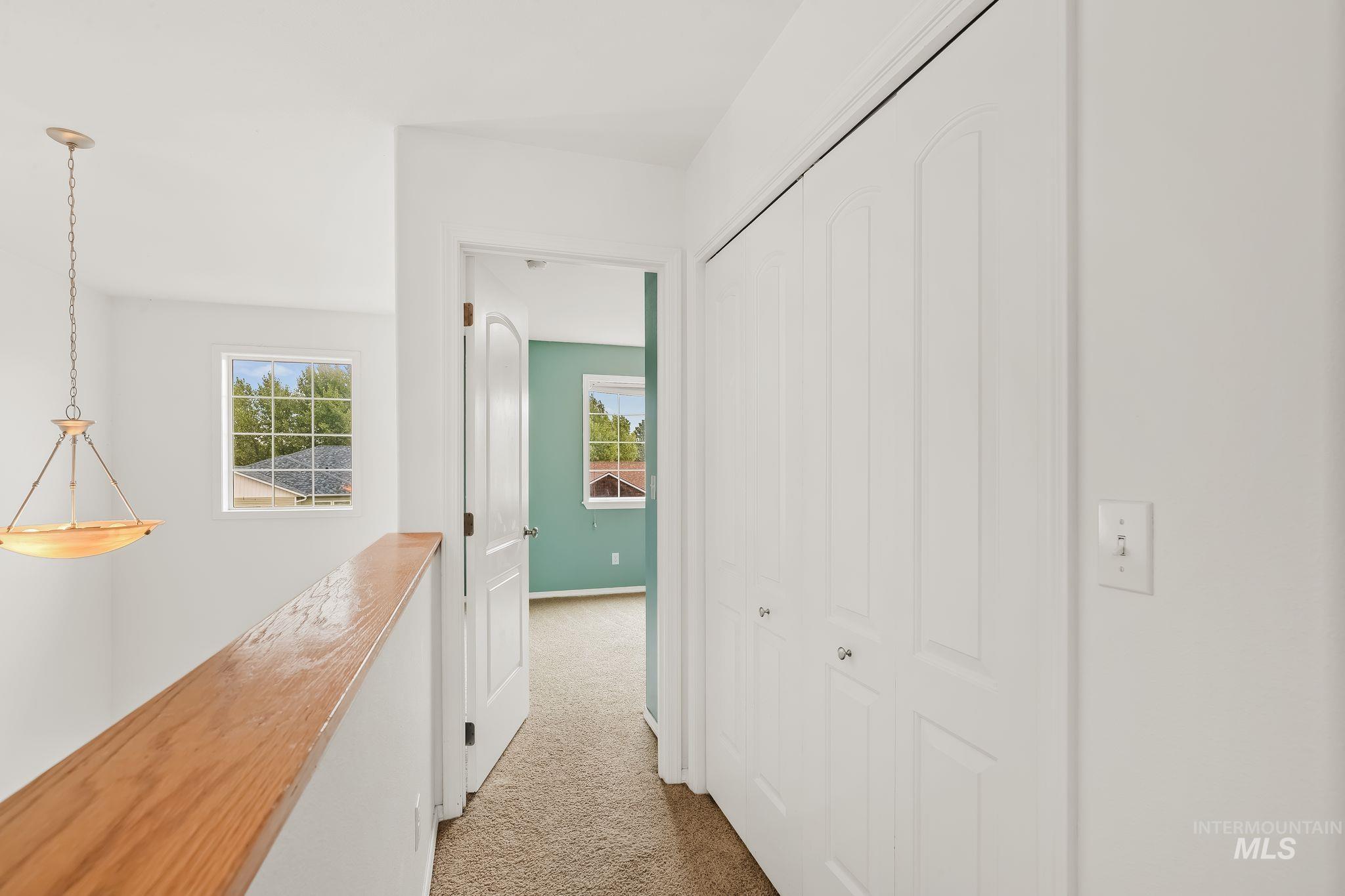 225 Sanna Court, Pullman, Washington 99163, 4 Bedrooms, 3 Bathrooms, Residential For Sale, Price $585,000,MLS 99000139