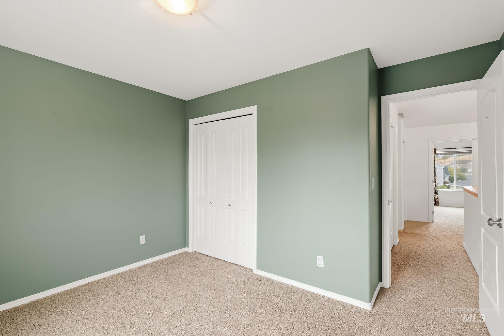 225 Sanna Court, Pullman, Washington 99163, 4 Bedrooms, 3 Bathrooms, Residential For Sale, Price $585,000,MLS 99000139