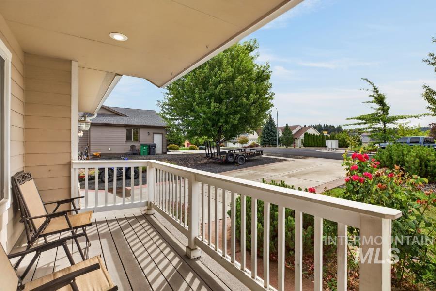 2406 Shelby Ln., Moscow, Idaho 83843, 4 Bedrooms, 3 Bathrooms, Residential For Sale, Price $584,000,MLS 99000143