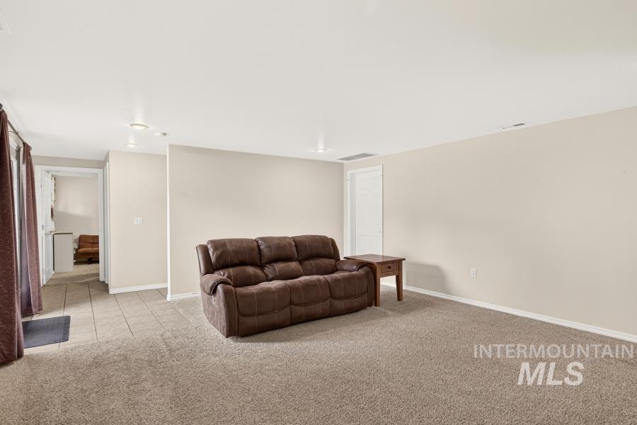 2406 Shelby Ln., Moscow, Idaho 83843, 4 Bedrooms, 3 Bathrooms, Residential For Sale, Price $584,000,MLS 99000143