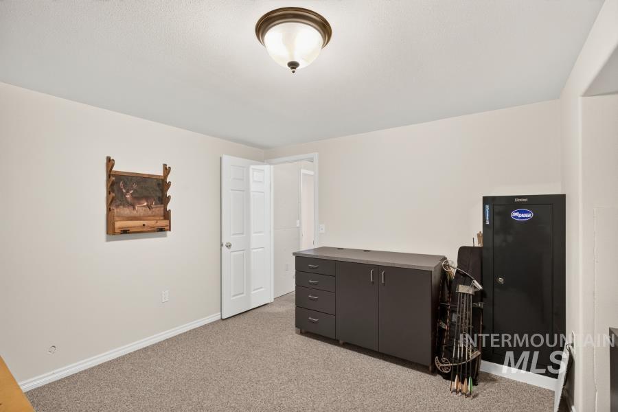 2406 Shelby Ln., Moscow, Idaho 83843, 4 Bedrooms, 3 Bathrooms, Residential For Sale, Price $584,000,MLS 99000143