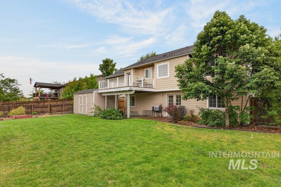 2406 Shelby Ln., Moscow, Idaho 83843, 4 Bedrooms, 3 Bathrooms, Residential For Sale, Price $584,000,MLS 99000143