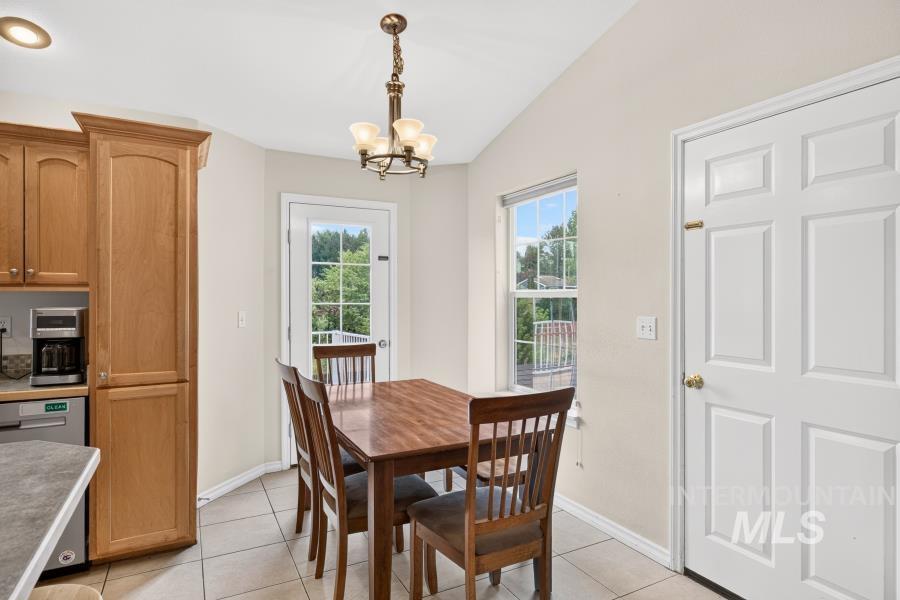 2406 Shelby Ln., Moscow, Idaho 83843, 4 Bedrooms, 3 Bathrooms, Residential For Sale, Price $584,000,MLS 99000143