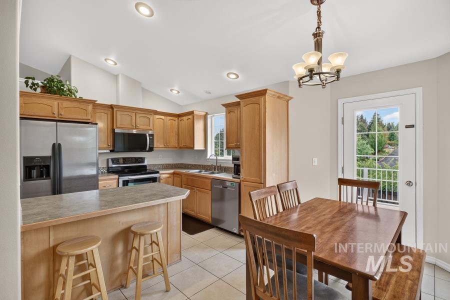 2406 Shelby Ln., Moscow, Idaho 83843, 4 Bedrooms, 3 Bathrooms, Residential For Sale, Price $584,000,MLS 99000143