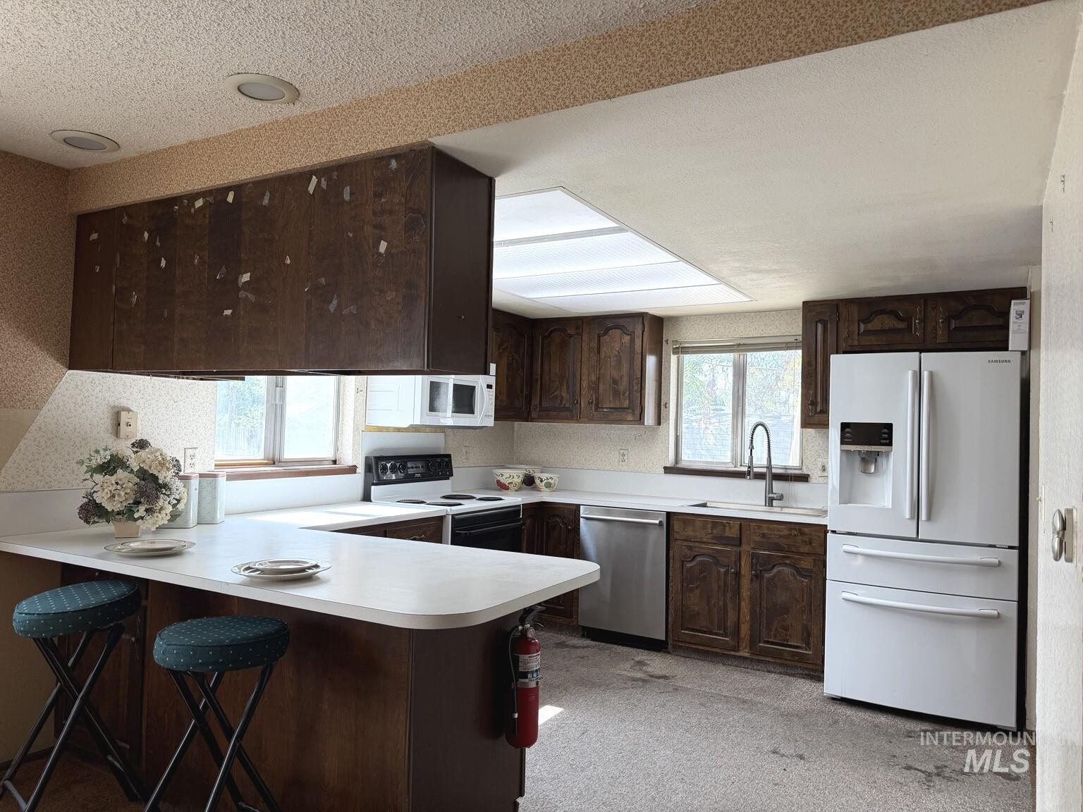 2410 S 10th Ave, Caldwell, Idaho 83605, 3 Bedrooms, 2 Bathrooms, Residential For Sale, Price $389,000,MLS 99000144