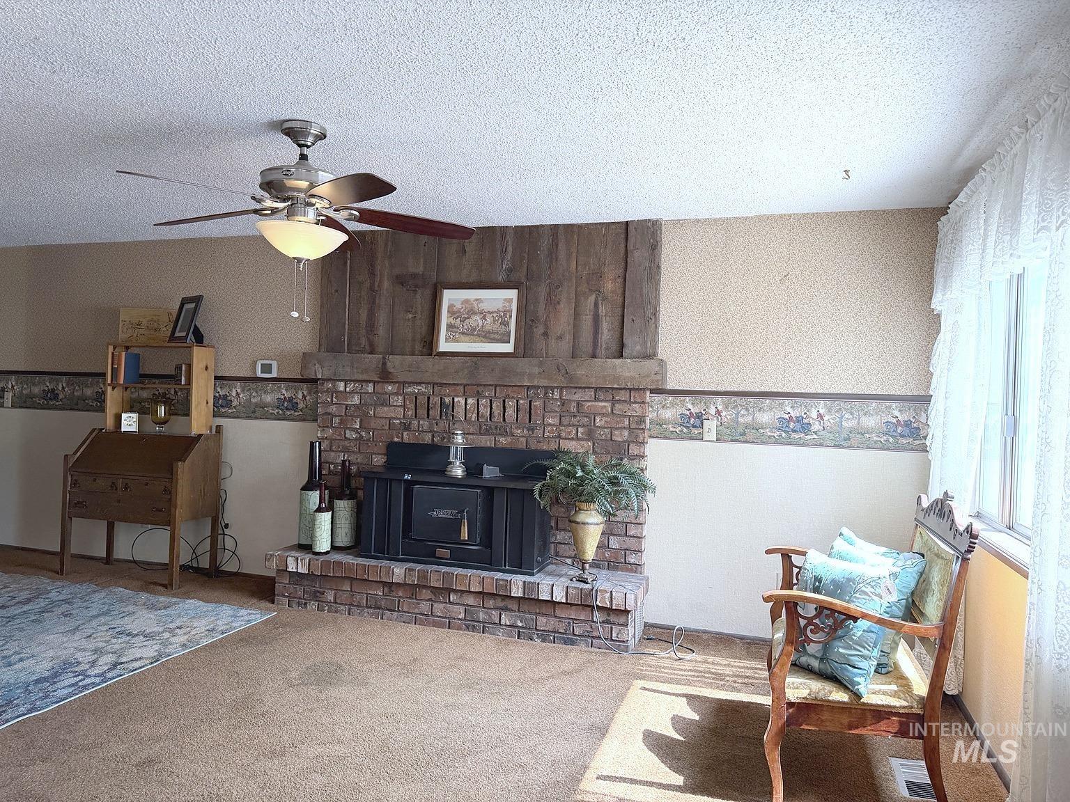 2410 S 10th Ave, Caldwell, Idaho 83605, 3 Bedrooms, 2 Bathrooms, Residential For Sale, Price $389,000,MLS 99000144