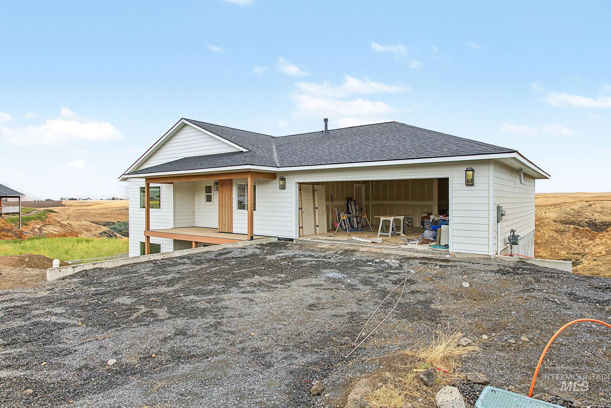 3217 Hidden Valley Loop, Lewiston, Idaho 83501, 4 Bedrooms, 3 Bathrooms, Residential For Sale, Price $729,900,MLS 99000145