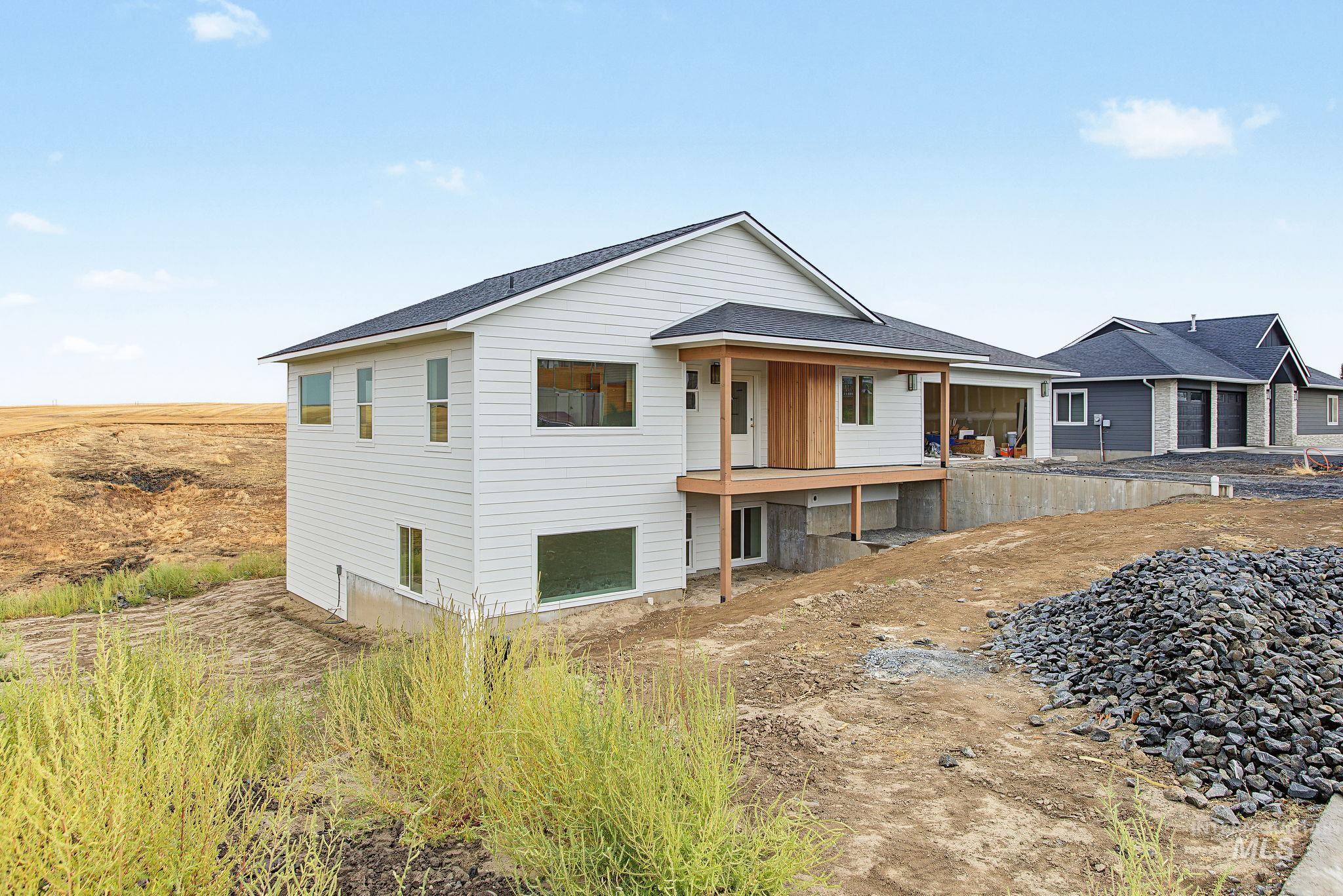 3217 Hidden Valley Loop, Lewiston, Idaho 83501, 4 Bedrooms, 3 Bathrooms, Residential For Sale, Price $729,900,MLS 99000145