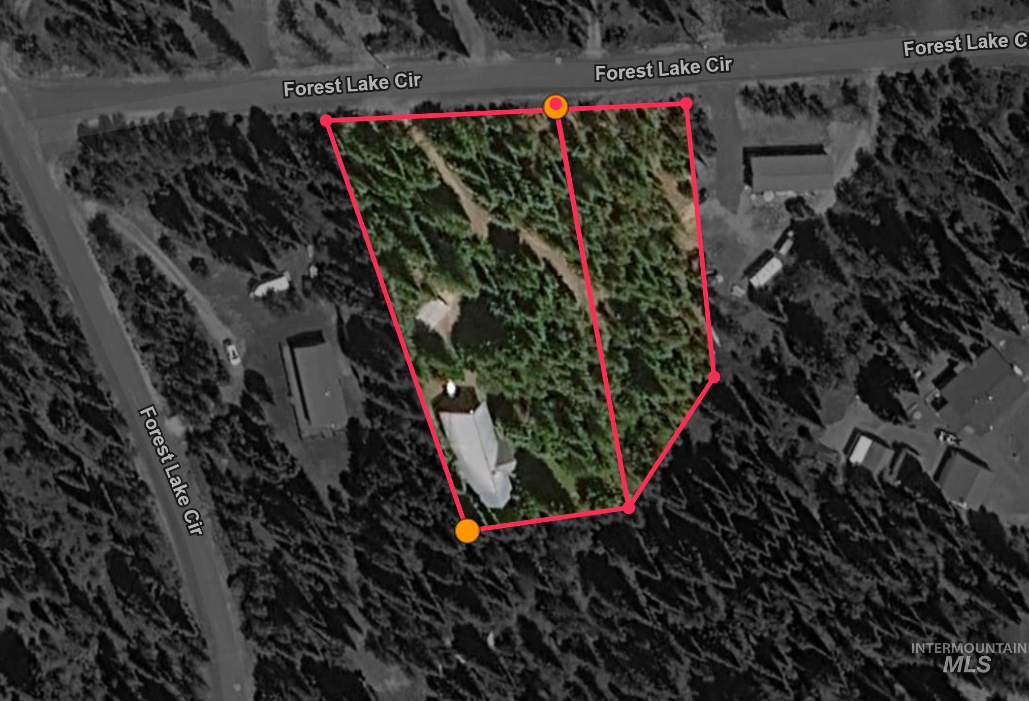 81 & 83 Lake Forest Circle, Donnelly, Idaho 83615, 3 Bedrooms, 2 Bathrooms, Residential For Sale, Price $399,000,MLS 99000148
