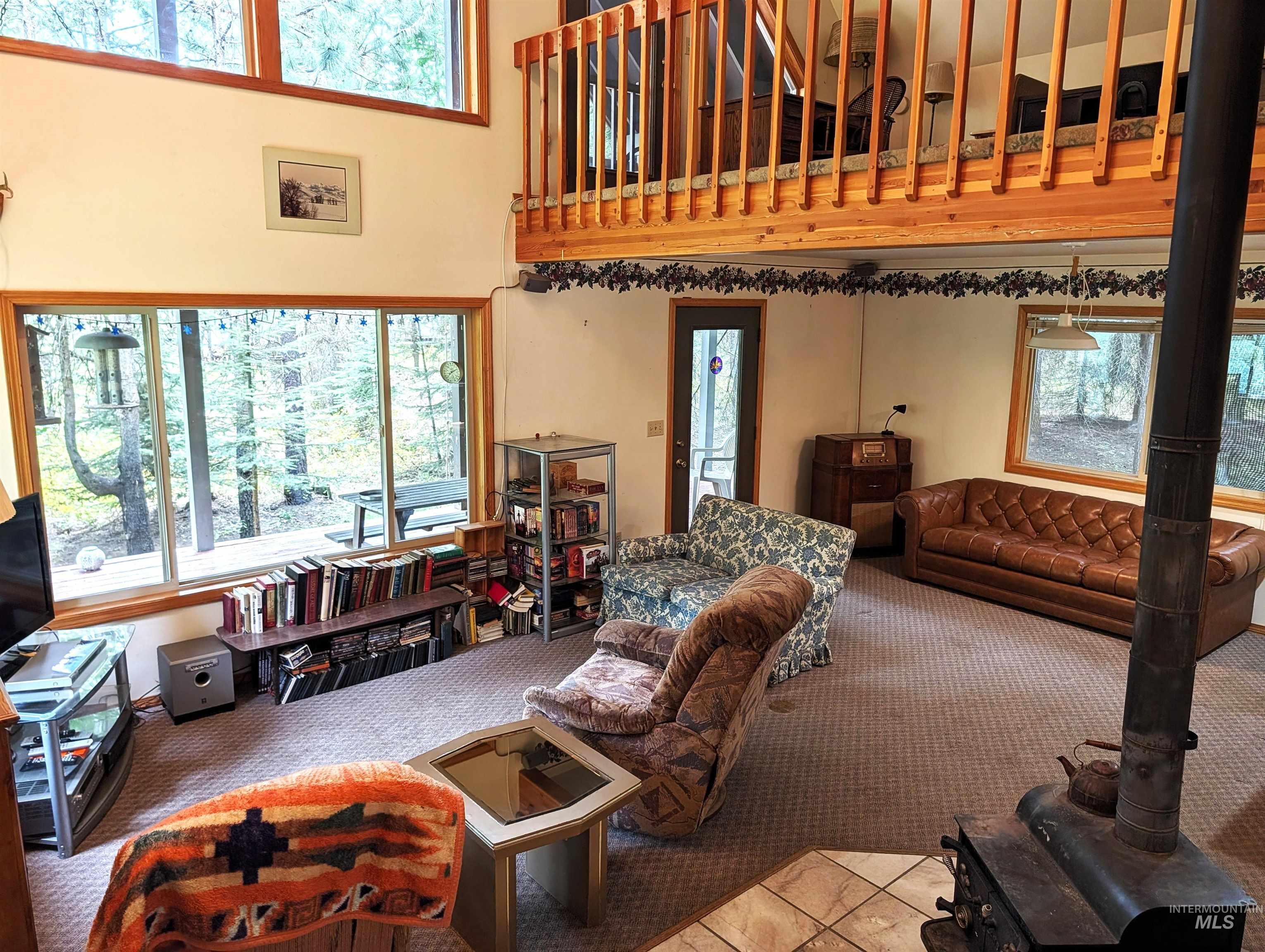 81 & 83 Lake Forest Circle, Donnelly, Idaho 83615, 3 Bedrooms, 2 Bathrooms, Residential For Sale, Price $399,000,MLS 99000148