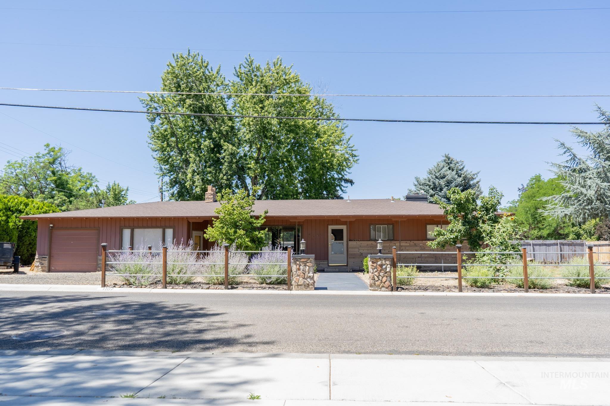 1107 Cameron, Boise, Idaho 83709, 4 Bedrooms, 1.5 Bathrooms, Residential For Sale, Price $539,900,MLS 99000149
