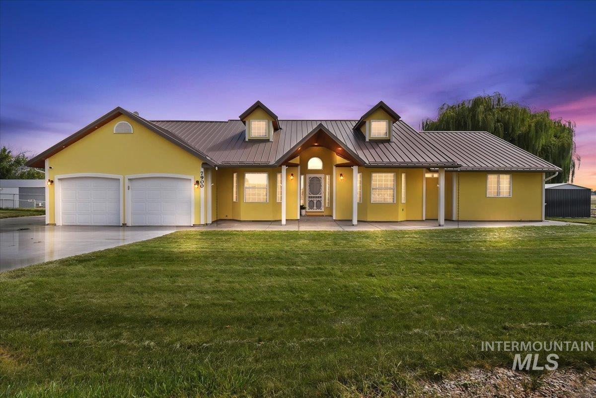 7900 Labor Camp Road, Caldwell, Idaho 83607, 3 Bedrooms, 2 Bathrooms, Residential For Sale, Price $739,900,MLS 99000151