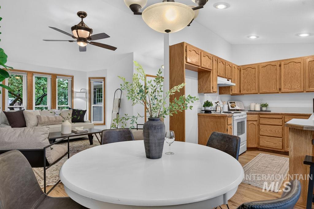 2239 N Carissa Pl, Boise, Idaho 83704, 3 Bedrooms, 2 Bathrooms, Residential For Sale, Price $479,900,MLS 99000154