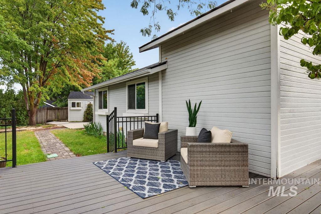 2239 N Carissa Pl, Boise, Idaho 83704, 3 Bedrooms, 2 Bathrooms, Residential For Sale, Price $479,900,MLS 99000154