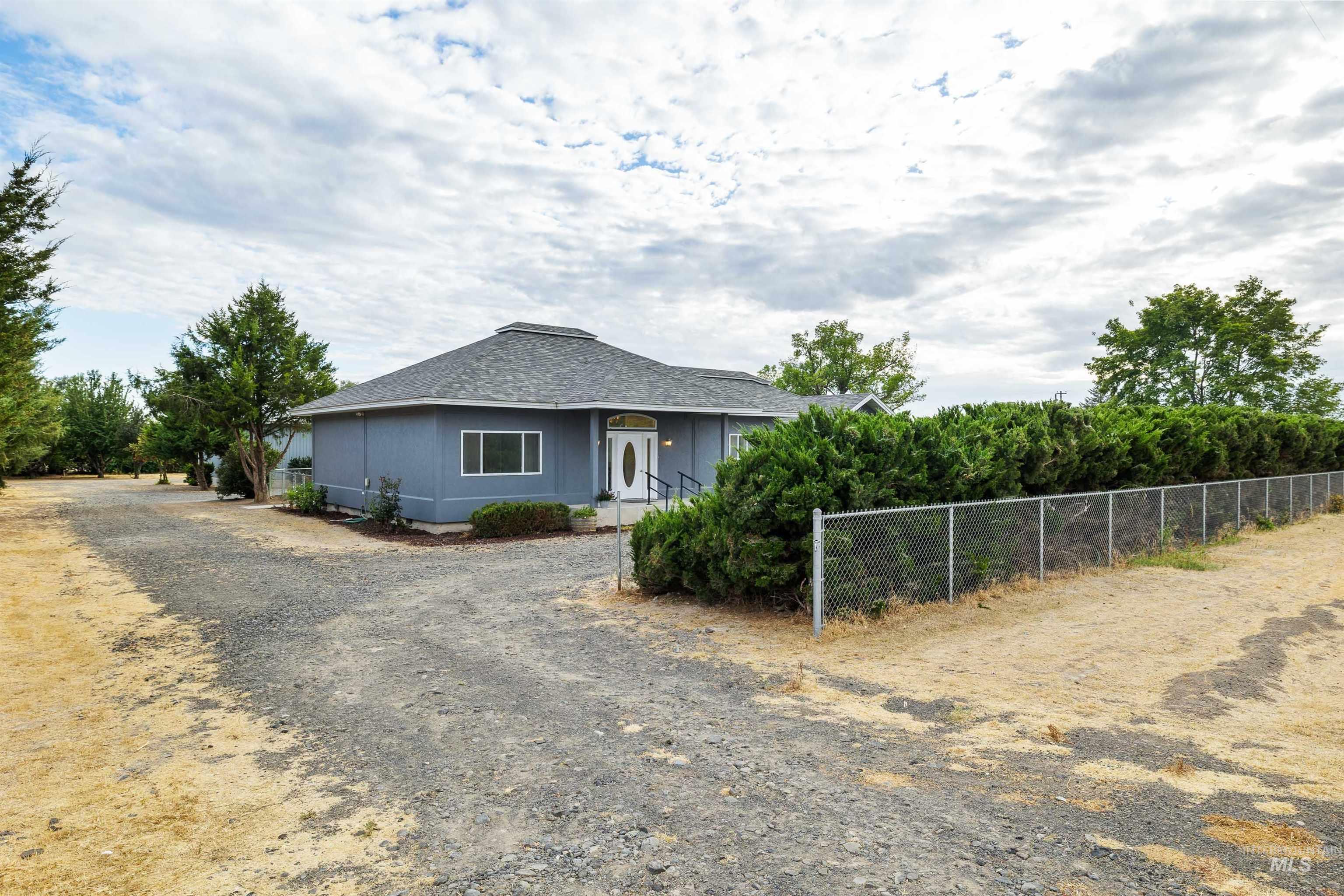1905 E 3100 S, Wendell, Idaho 83355, 3 Bedrooms, 2 Bathrooms, Residential For Sale, Price $549,900, 99000163