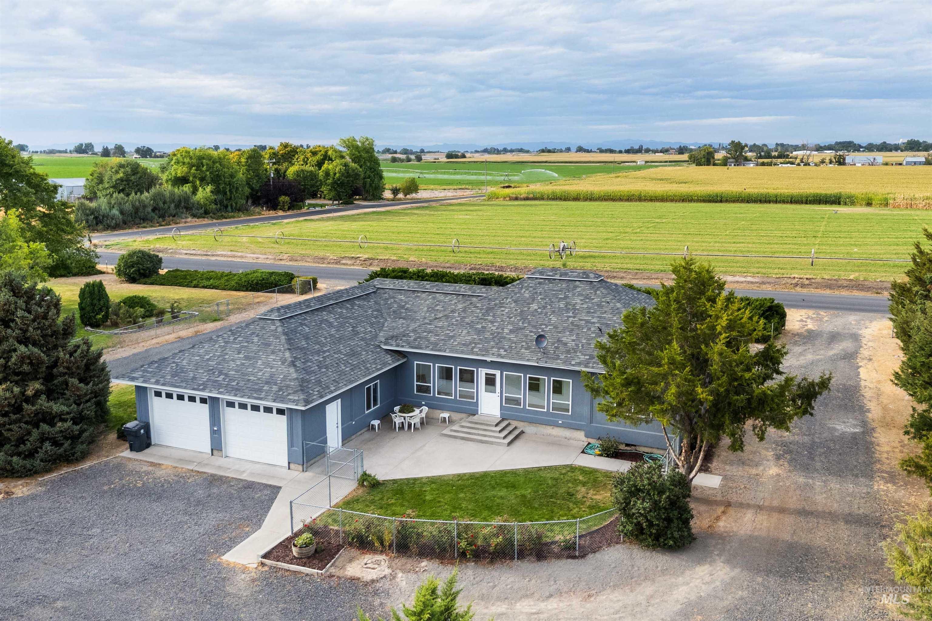 1905 E 3100 S, Wendell, Idaho 83355, 3 Bedrooms, 2 Bathrooms, Residential For Sale, Price $549,900, 99000163