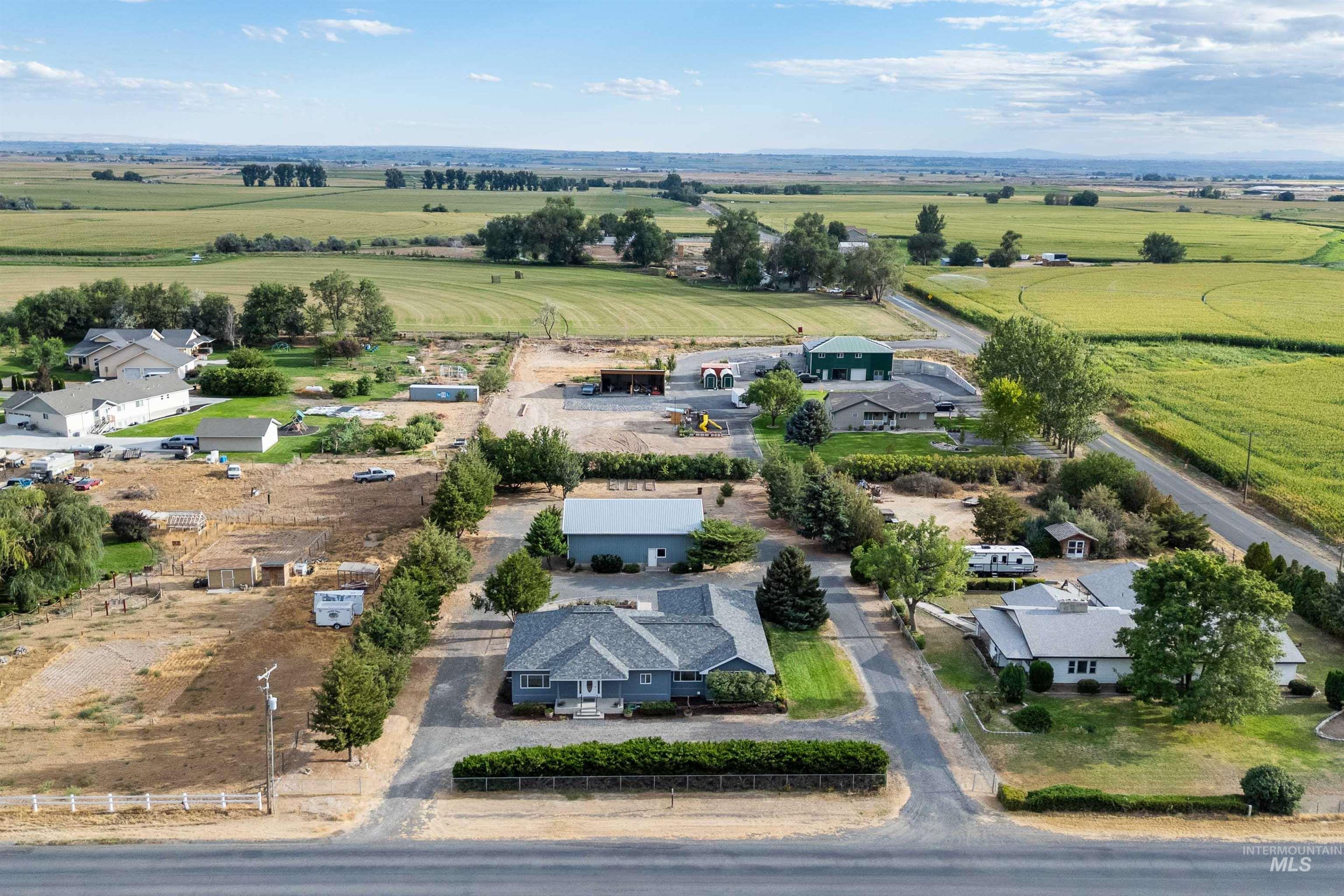 1905 E 3100 S, Wendell, Idaho 83355, 3 Bedrooms, 2 Bathrooms, Residential For Sale, Price $549,900, 99000163