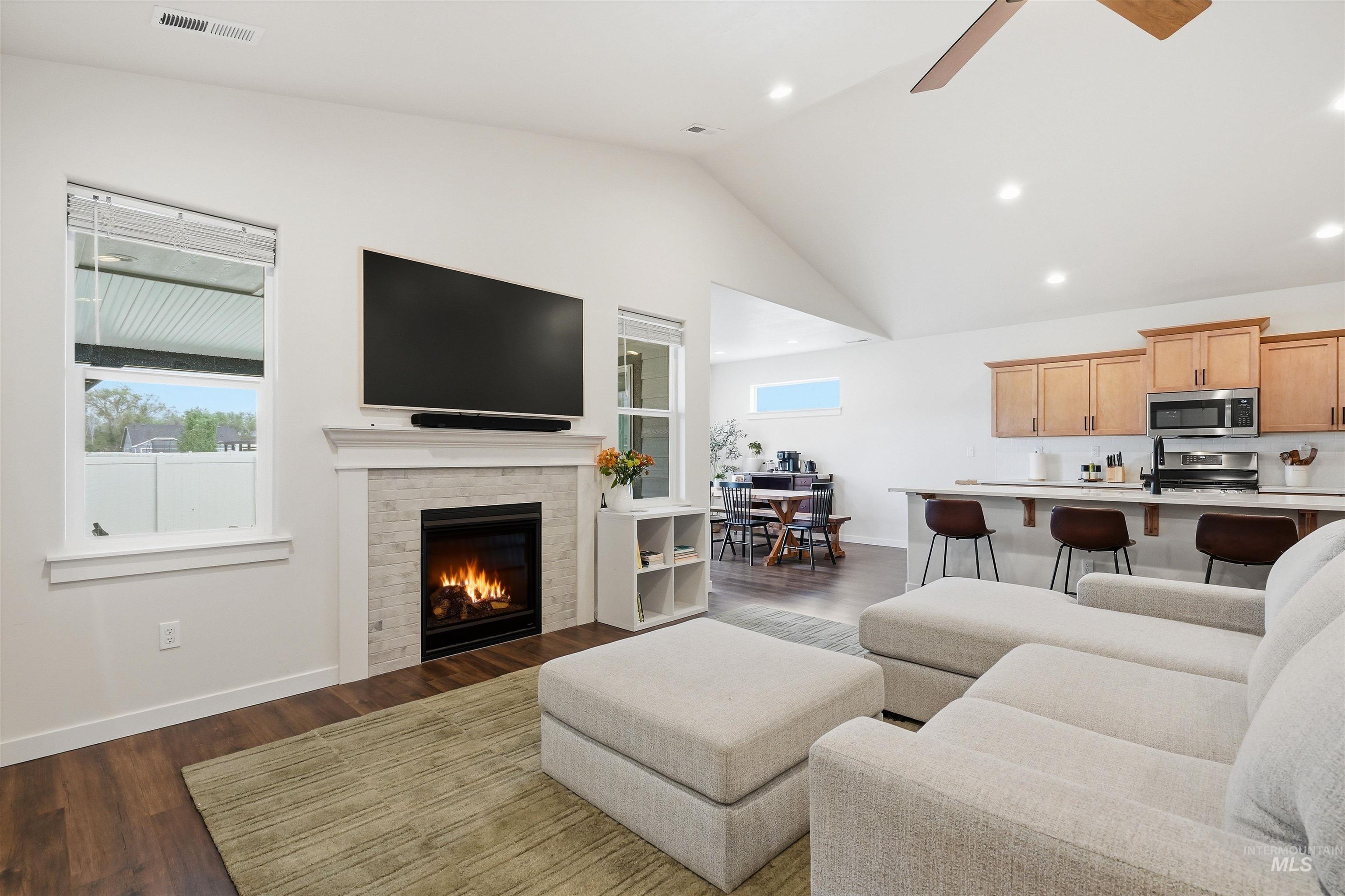 4619 Henley St., Caldwell, Idaho 83605, 4 Bedrooms, 2 Bathrooms, Residential For Sale, Price $454,900, 99000165