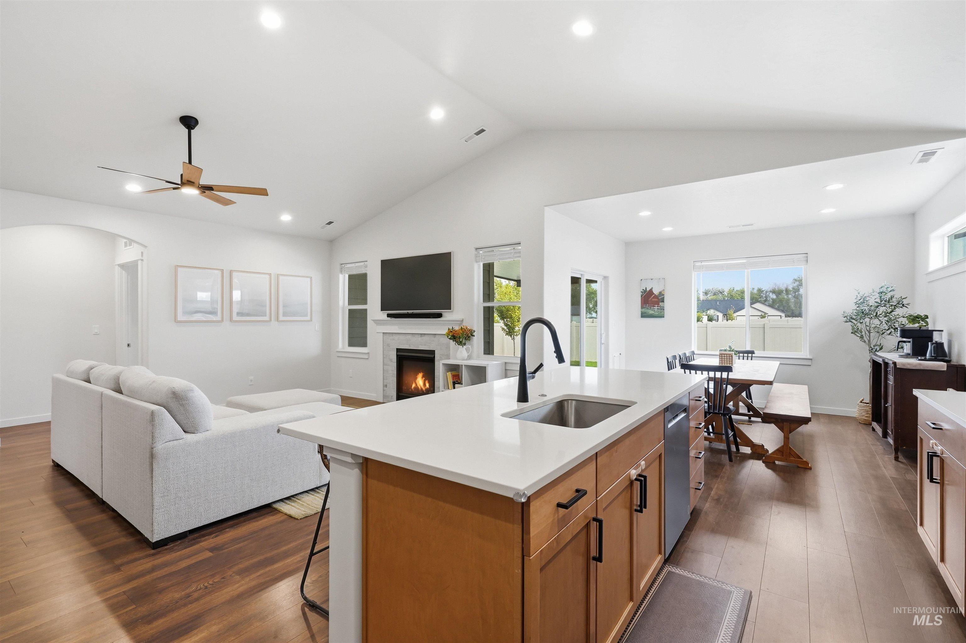 4619 Henley St., Caldwell, Idaho 83605, 4 Bedrooms, 2 Bathrooms, Residential For Sale, Price $454,900, 99000165