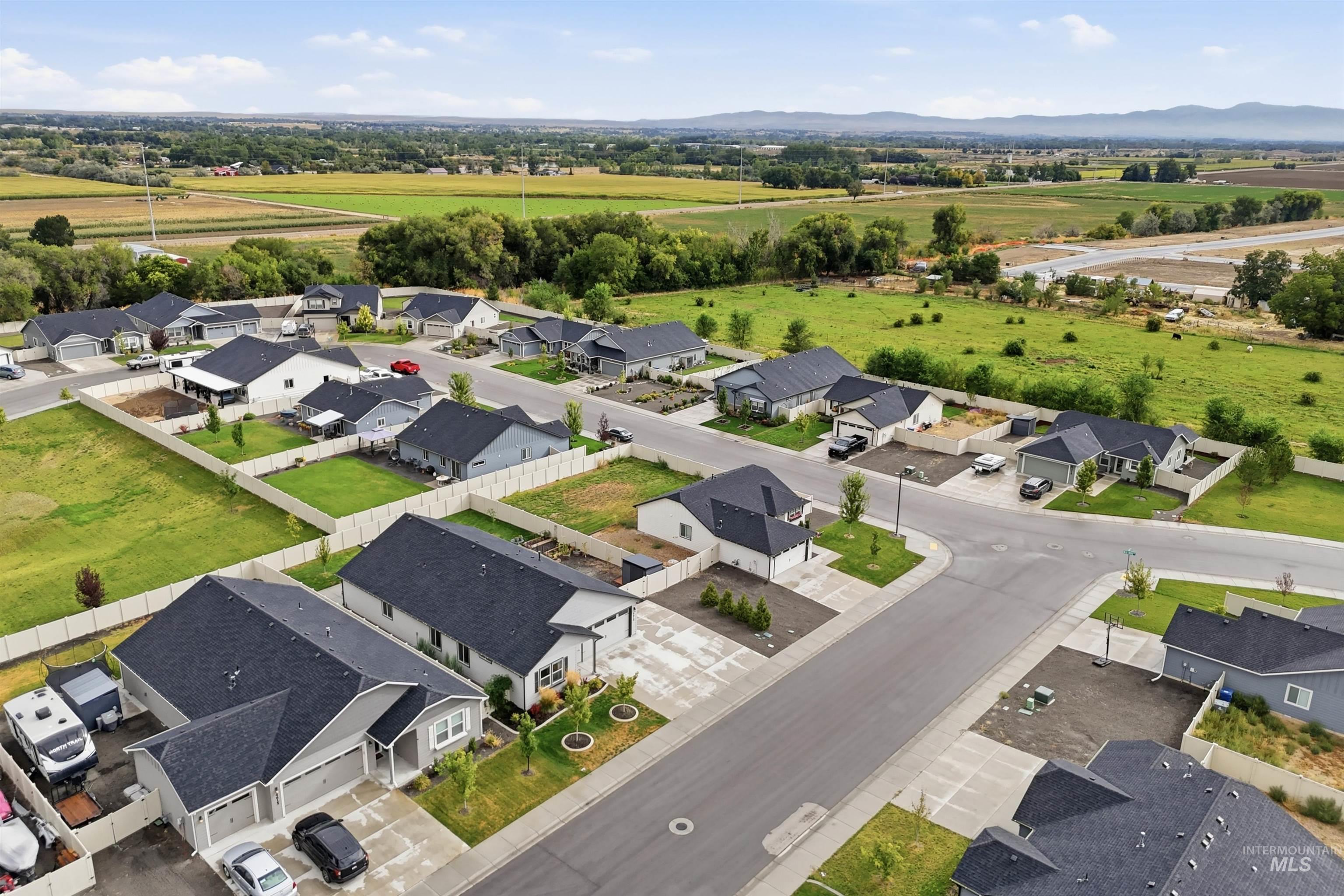 4619 Henley St., Caldwell, Idaho 83605, 4 Bedrooms, 2 Bathrooms, Residential For Sale, Price $454,900, 99000165