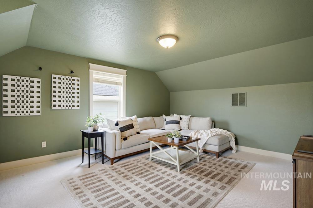 1315 W Cobblefield St, Meridian, Idaho 83646, 4 Bedrooms, 2.5 Bathrooms, Residential For Sale, Price $549,000, 99000167