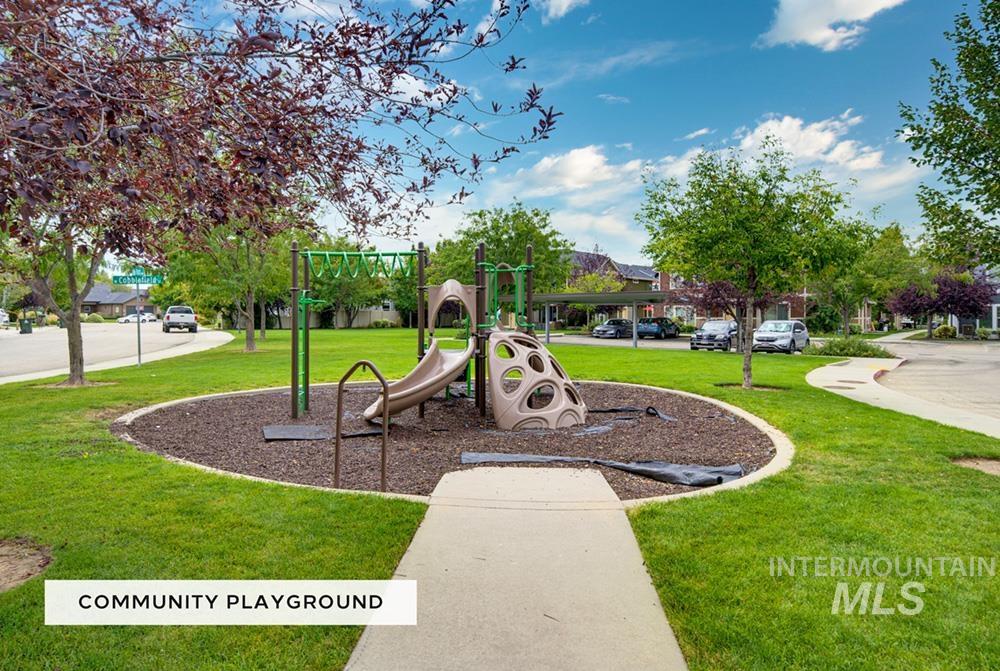 1315 W Cobblefield St, Meridian, Idaho 83646, 4 Bedrooms, 2.5 Bathrooms, Residential For Sale, Price $549,000, 99000167