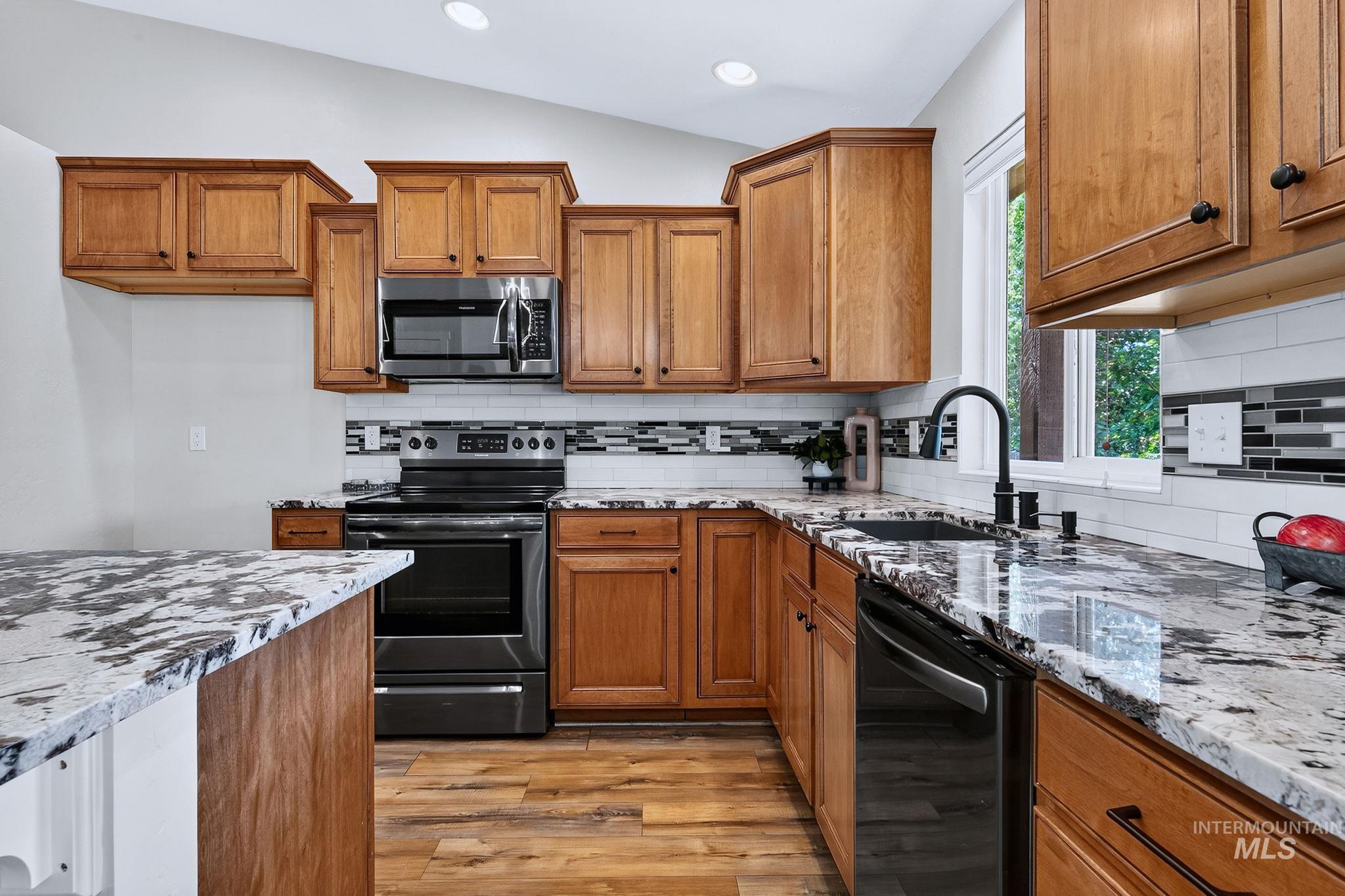 3729 S Peoria Way, Meridian, Idaho 83642, 3 Bedrooms, 2 Bathrooms, Residential For Sale, Price $445,000, 99000170