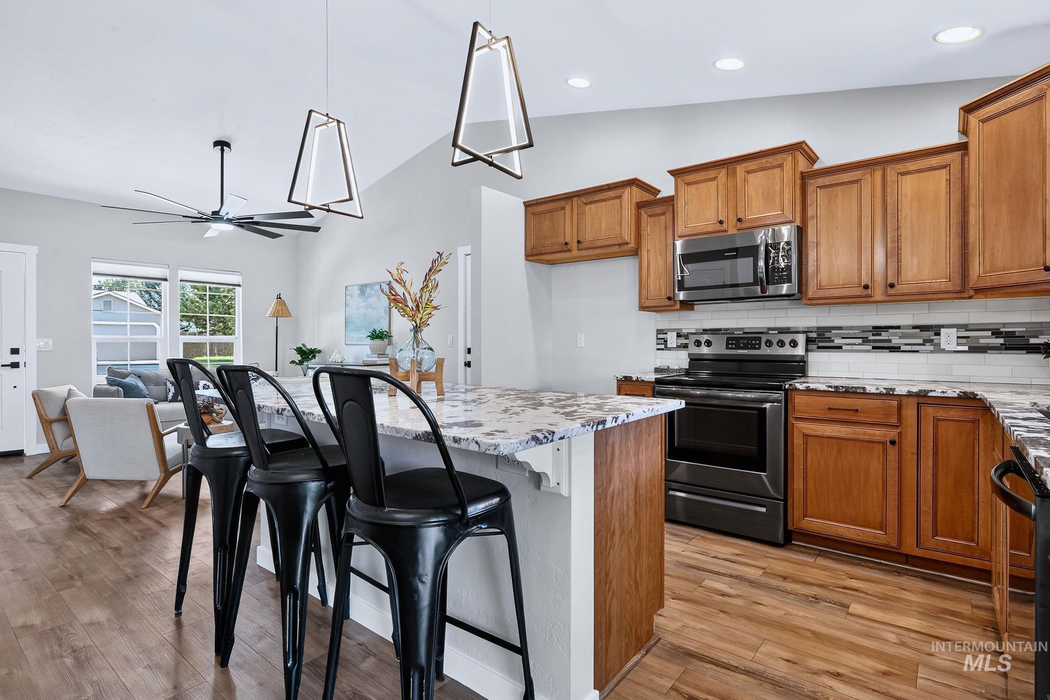 3729 S Peoria Way, Meridian, Idaho 83642, 3 Bedrooms, 2 Bathrooms, Residential For Sale, Price $445,000, 99000170