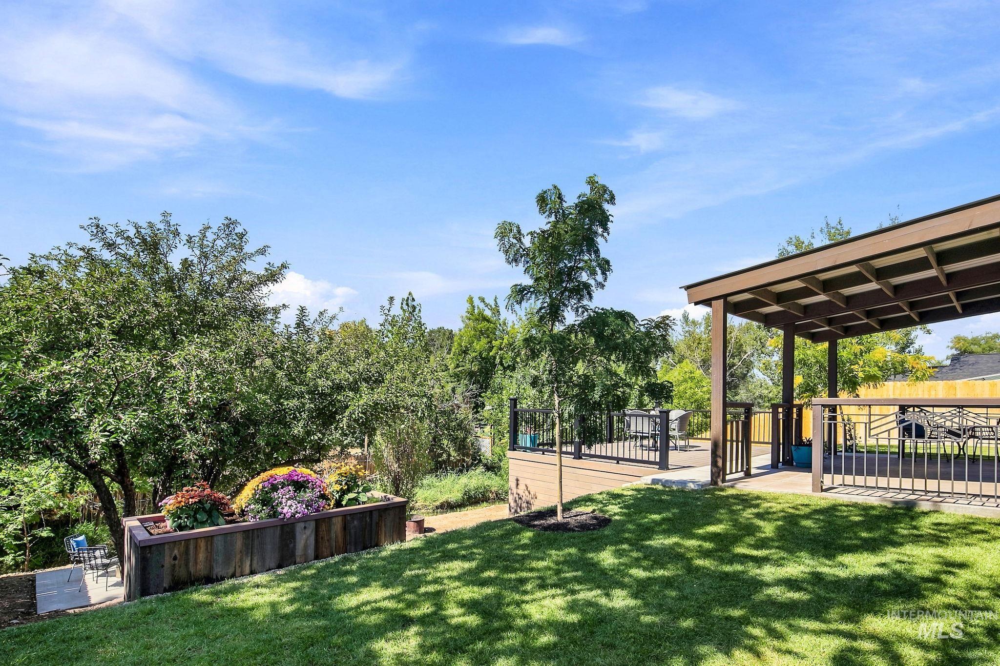 3729 S Peoria Way, Meridian, Idaho 83642, 3 Bedrooms, 2 Bathrooms, Residential For Sale, Price $445,000, 99000170
