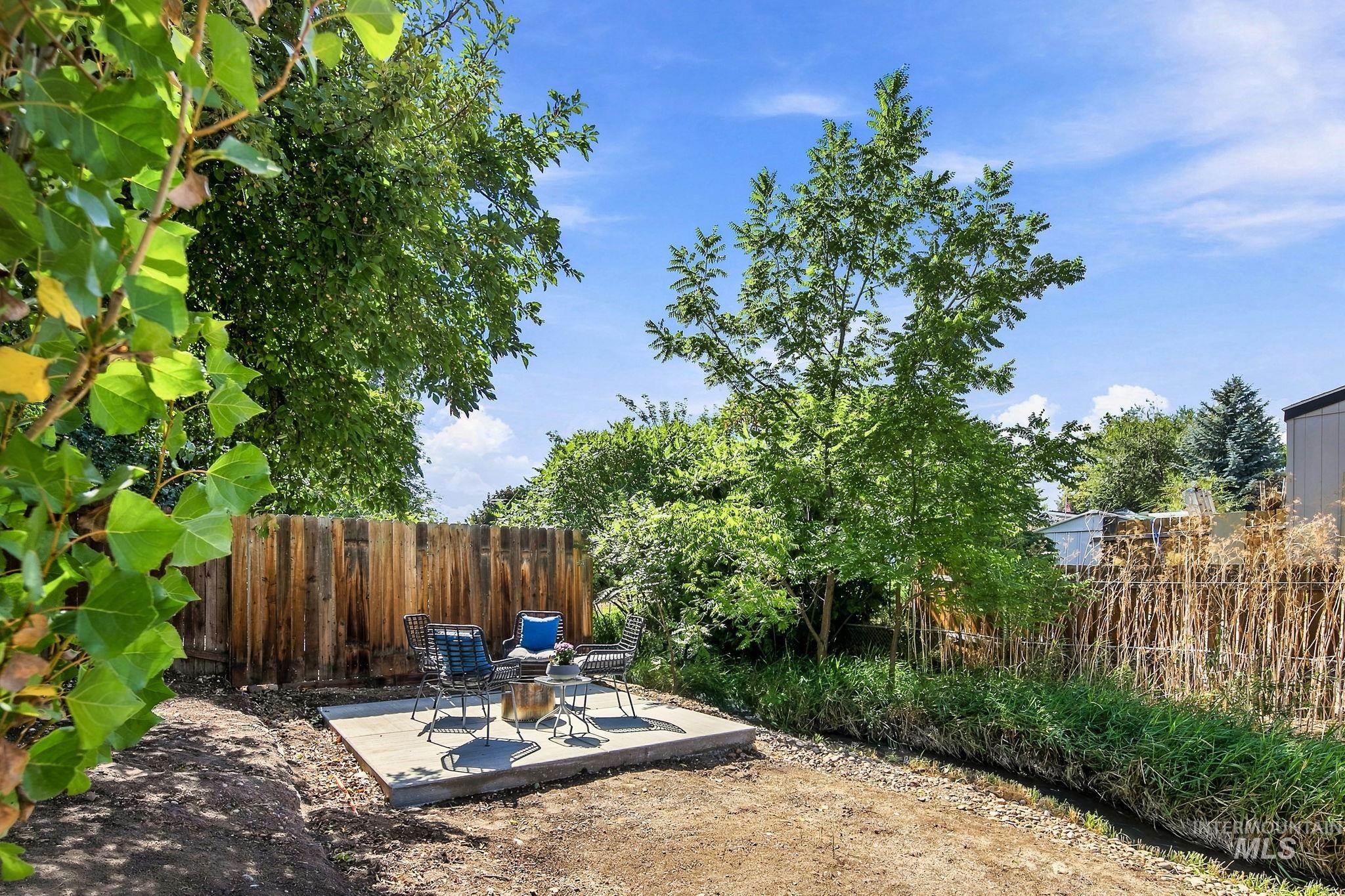 3729 S Peoria Way, Meridian, Idaho 83642, 3 Bedrooms, 2 Bathrooms, Residential For Sale, Price $445,000, 99000170