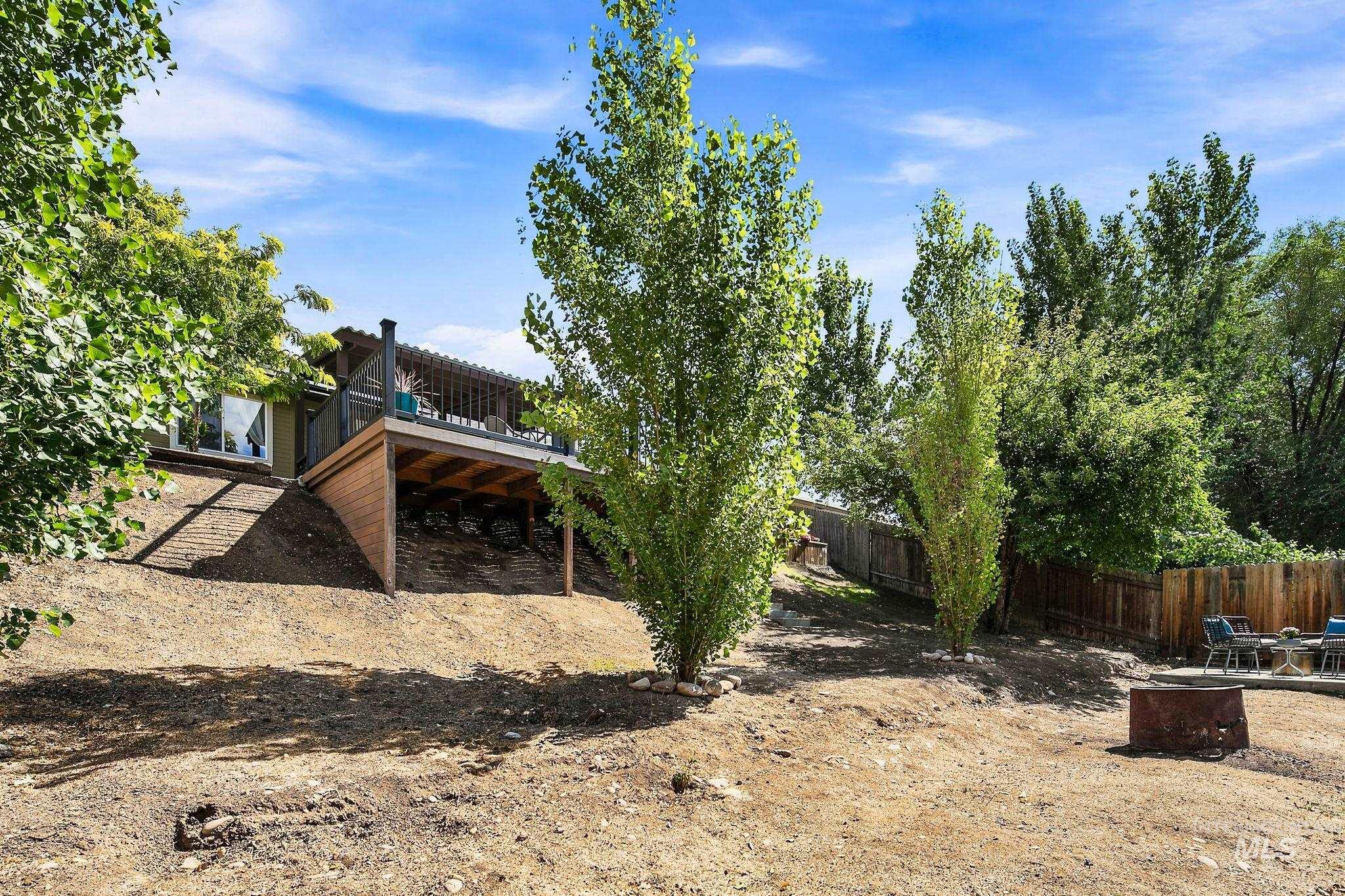 3729 S Peoria Way, Meridian, Idaho 83642, 3 Bedrooms, 2 Bathrooms, Residential For Sale, Price $445,000, 99000170