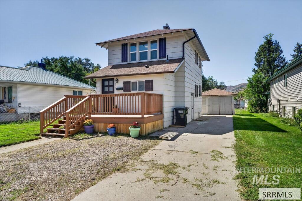 1005 S 4th Avenue, Pocatello, Idaho 83201, 4 Bedrooms, 2 Bathrooms, Residential For Sale, Price $299,000,MLS 99000173