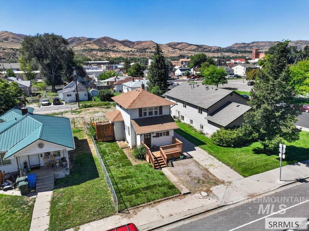 1005 S 4th Avenue, Pocatello, Idaho 83201, 4 Bedrooms, 2 Bathrooms, Residential For Sale, Price $299,000,MLS 99000173