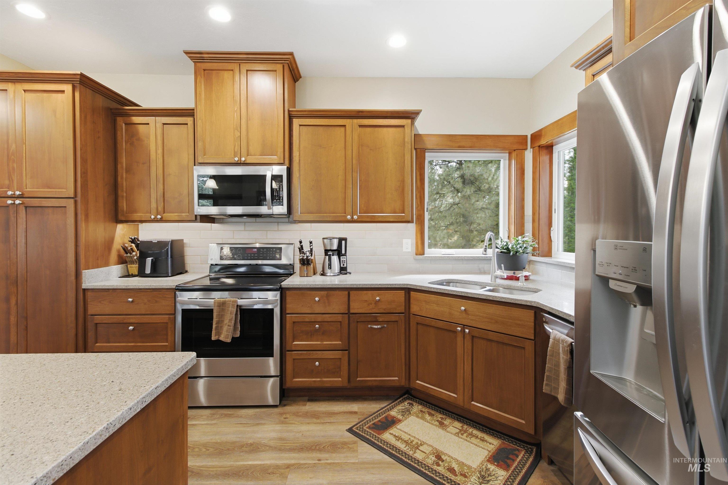 1016 Strong Lane, Potlatch, Idaho 83855, 3 Bedrooms, 2 Bathrooms, Residential For Sale, Price $1,175,000, 99000176
