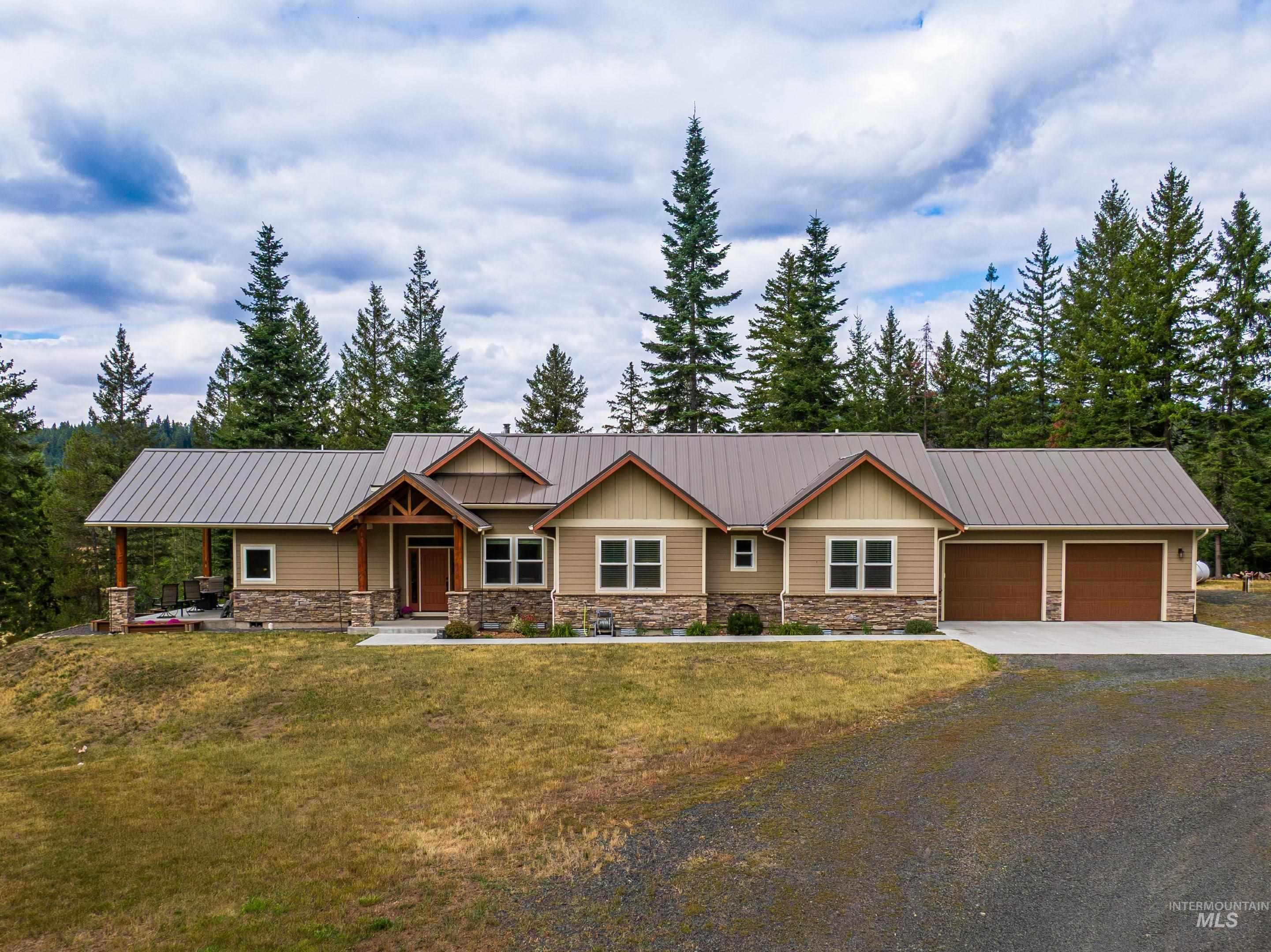 1016 Strong Lane, Potlatch, Idaho 83855, 3 Bedrooms, 2 Bathrooms, Residential For Sale, Price $1,175,000, 99000176