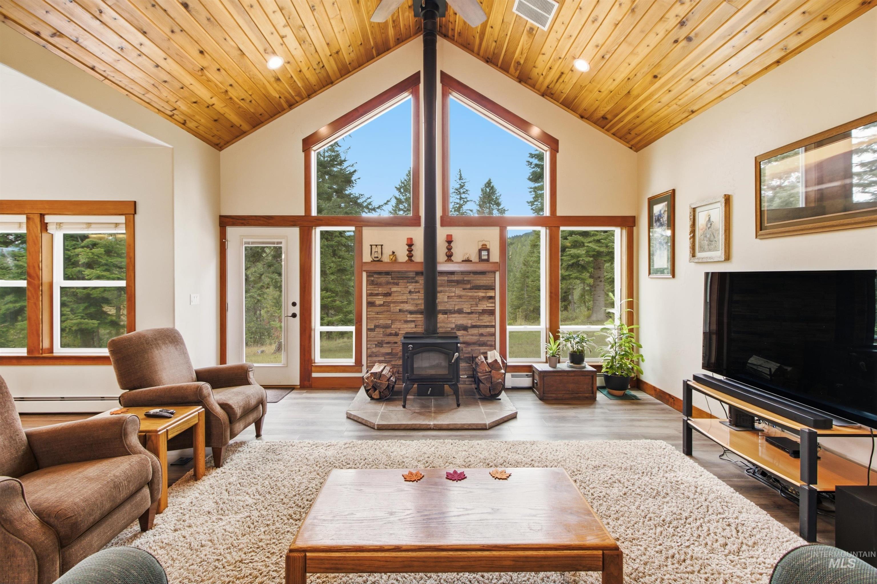 1016 Strong Lane, Potlatch, Idaho 83855, 3 Bedrooms, 2 Bathrooms, Residential For Sale, Price $1,175,000, 99000176