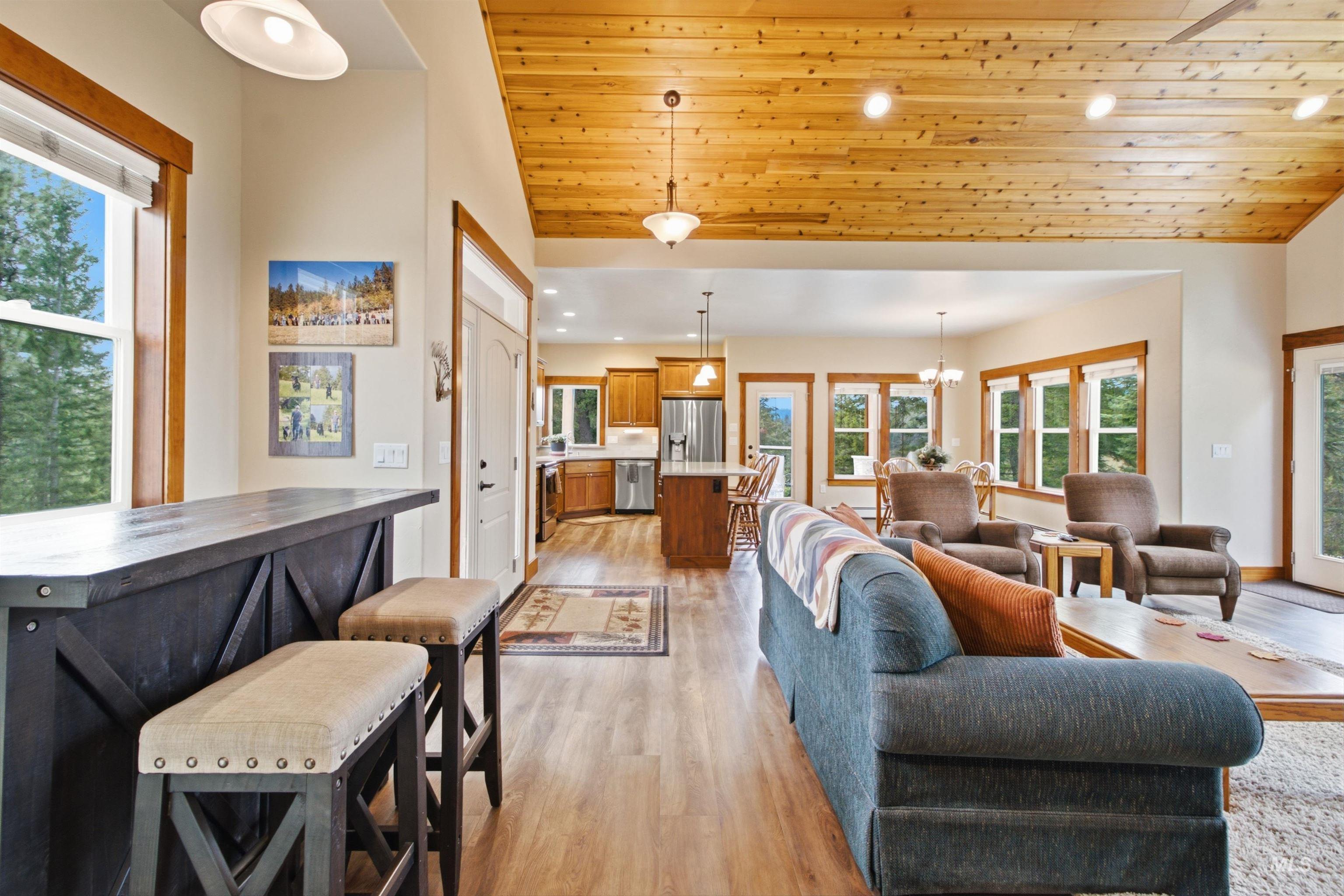1016 Strong Lane, Potlatch, Idaho 83855, 3 Bedrooms, 2 Bathrooms, Residential For Sale, Price $1,175,000, 99000176