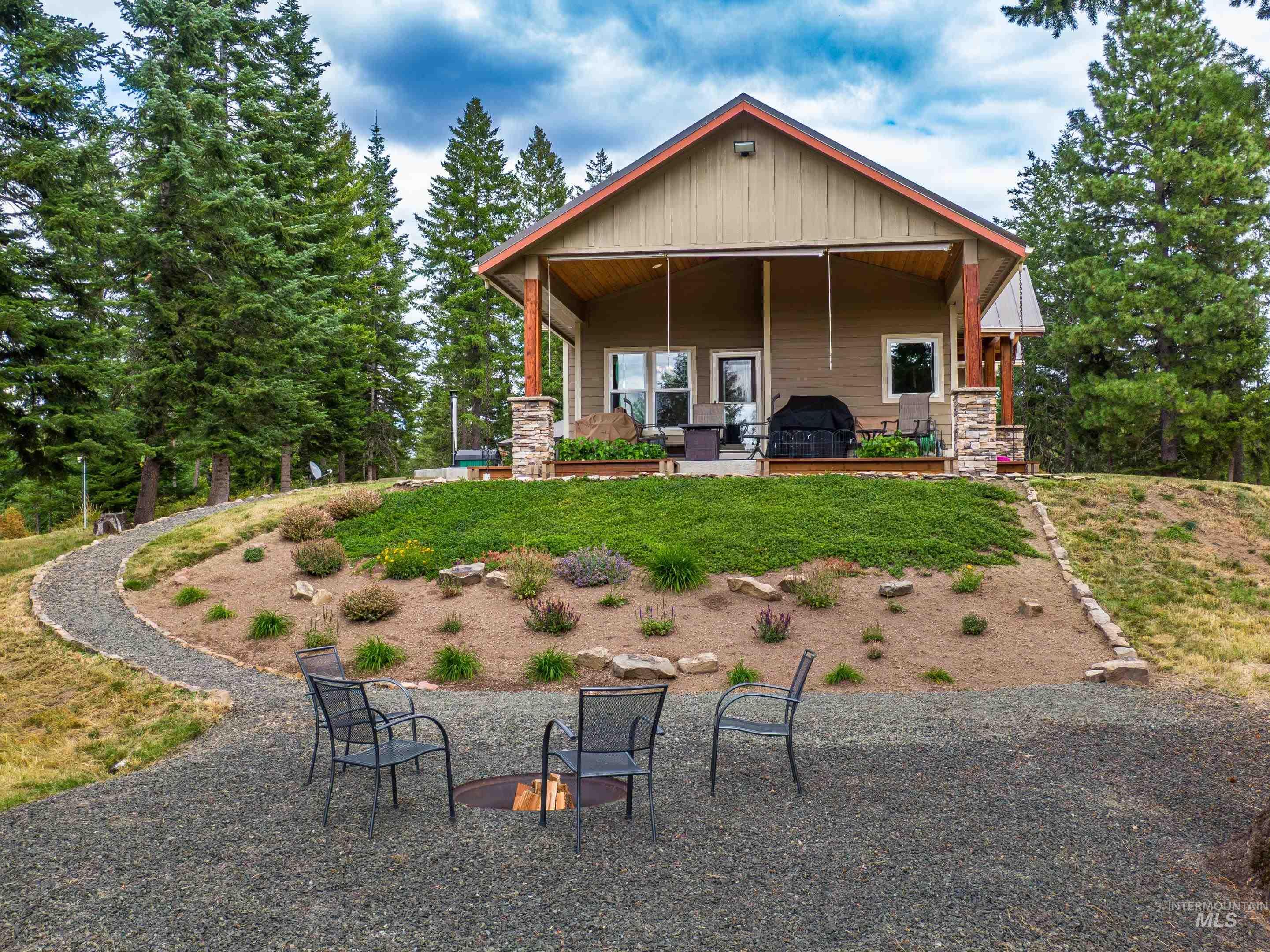 1016 Strong Lane, Potlatch, Idaho 83855, 3 Bedrooms, 2 Bathrooms, Residential For Sale, Price $1,175,000, 99000176