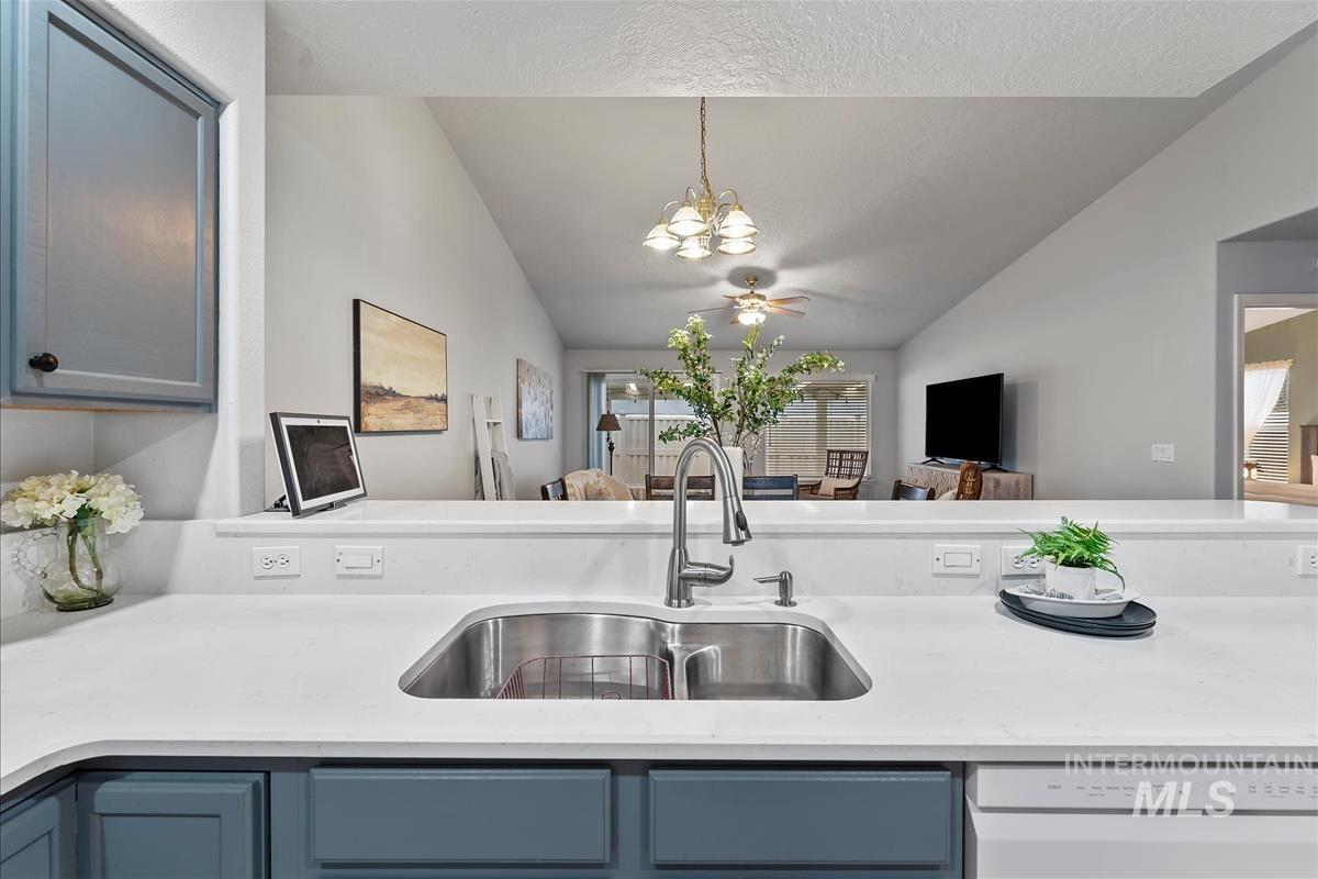 2685 N Englewood Way, Meridian, Idaho 83646, 3 Bedrooms, 2 Bathrooms, Residential For Sale, Price $409,000, 99000177