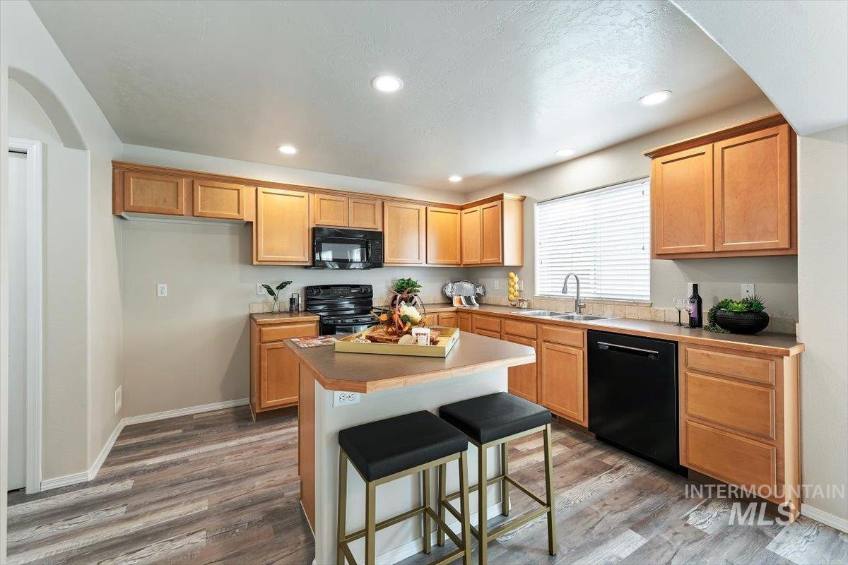 2831 W Stayman Way, Kuna, Idaho 83634, 4 Bedrooms, 2.5 Bathrooms, Residential For Sale, Price $515,000, 99000180
