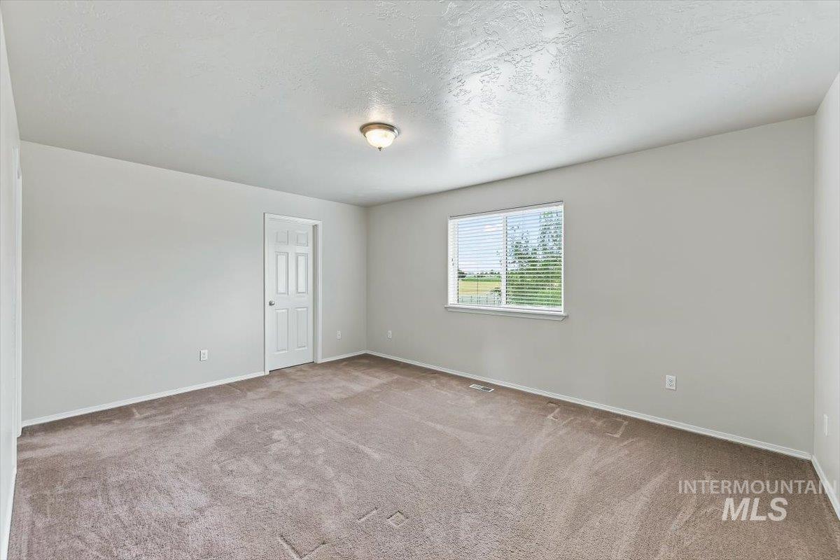 2831 W Stayman Way, Kuna, Idaho 83634, 4 Bedrooms, 2.5 Bathrooms, Residential For Sale, Price $515,000, 99000180