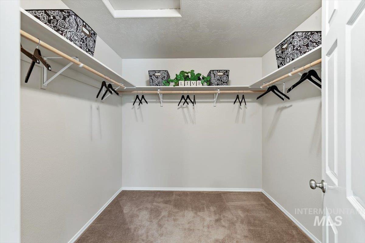 2831 W Stayman Way, Kuna, Idaho 83634, 4 Bedrooms, 2.5 Bathrooms, Residential For Sale, Price $515,000, 99000180