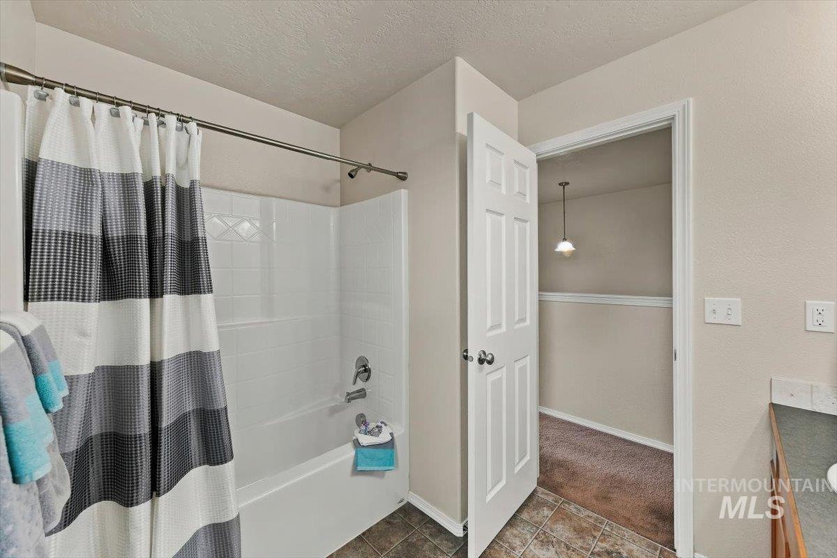 2831 W Stayman Way, Kuna, Idaho 83634, 4 Bedrooms, 2.5 Bathrooms, Residential For Sale, Price $515,000, 99000180