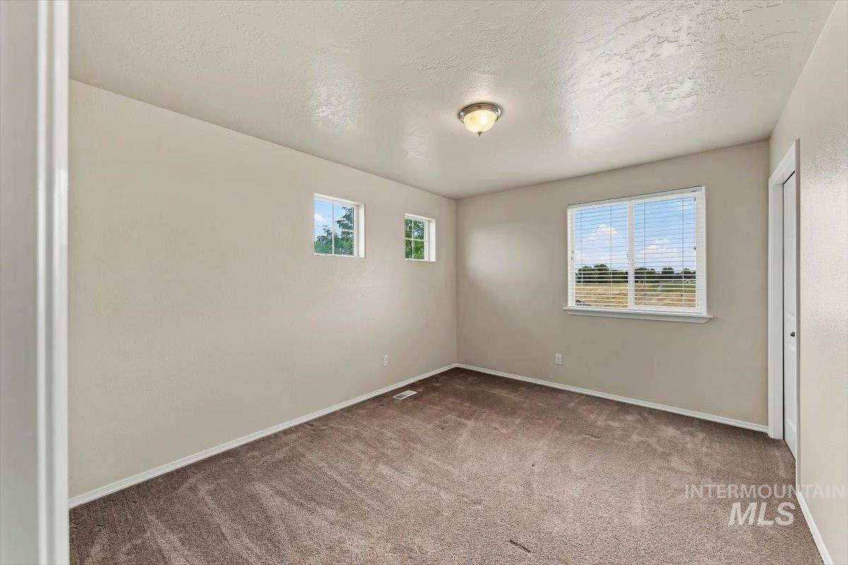 2831 W Stayman Way, Kuna, Idaho 83634, 4 Bedrooms, 2.5 Bathrooms, Residential For Sale, Price $515,000, 99000180
