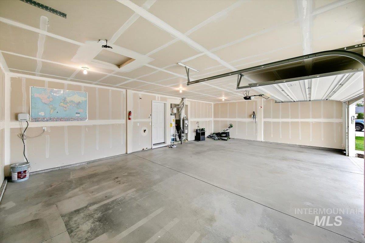 2831 W Stayman Way, Kuna, Idaho 83634, 4 Bedrooms, 2.5 Bathrooms, Residential For Sale, Price $515,000, 99000180