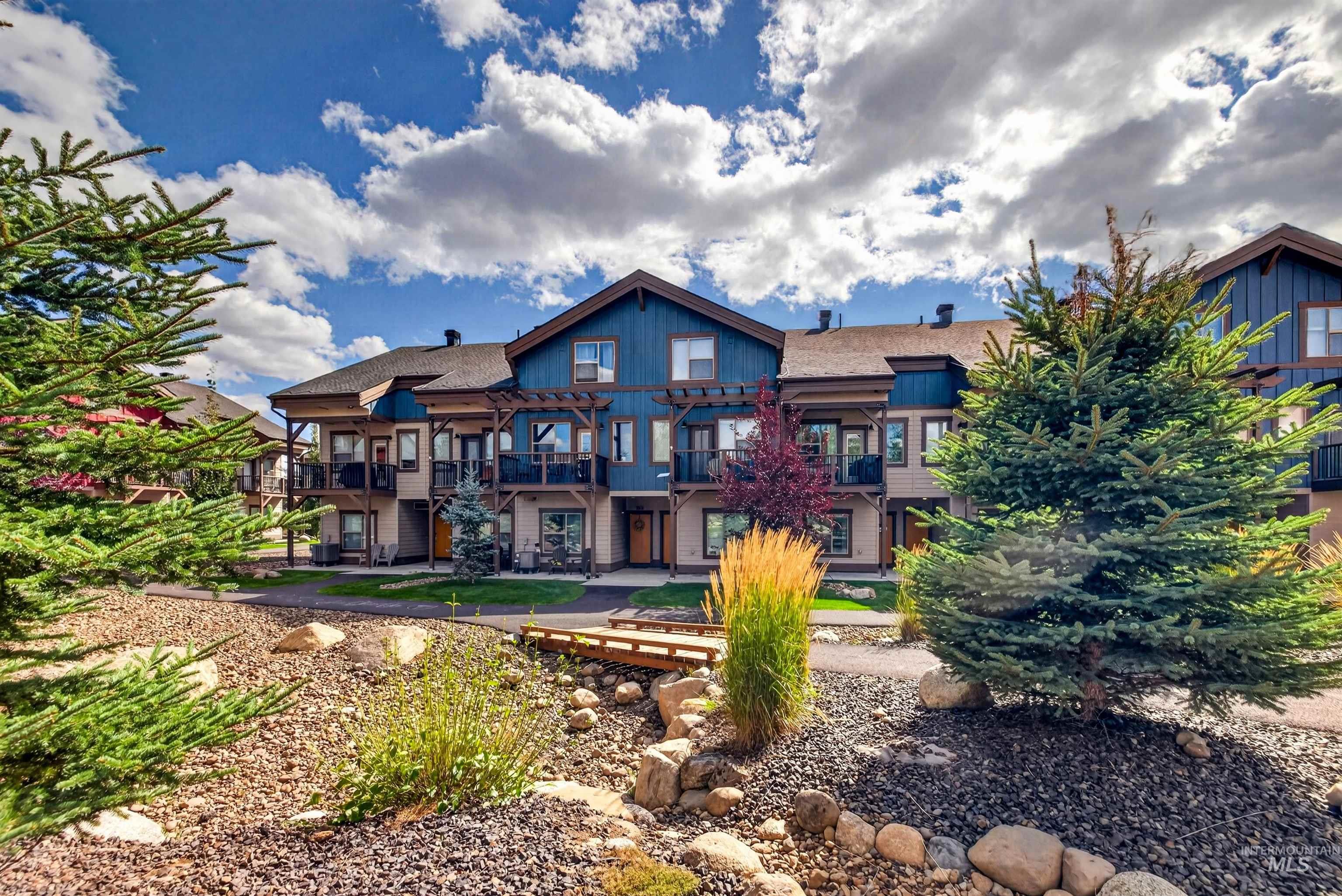 105 Broken Pine Lane, McCall, Idaho 83638, 3 Bedrooms, 3 Bathrooms, Residential For Sale, Price $535,000, 99000182