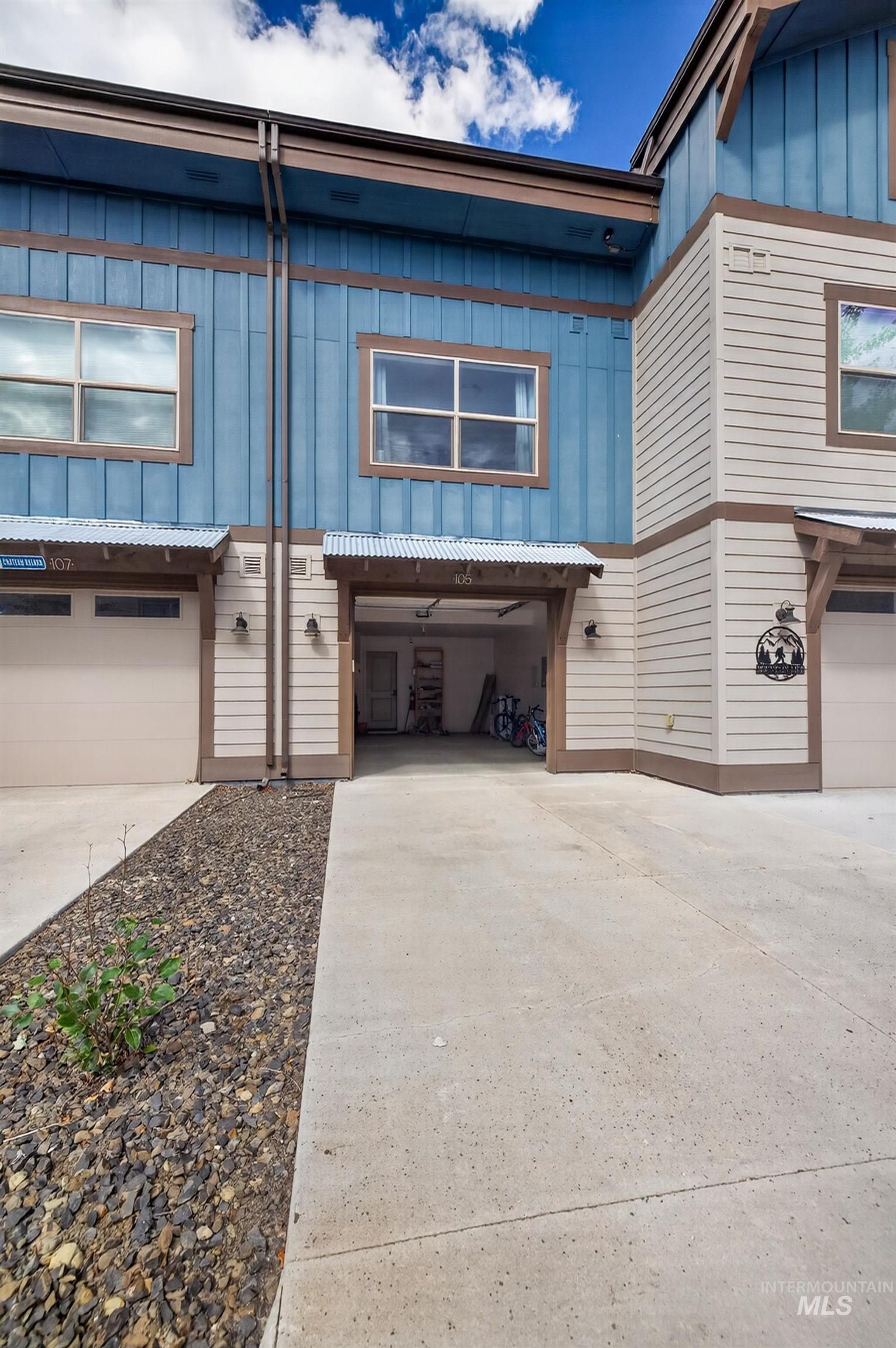 105 Broken Pine Lane, McCall, Idaho 83638, 3 Bedrooms, 3 Bathrooms, Residential For Sale, Price $535,000, 99000182
